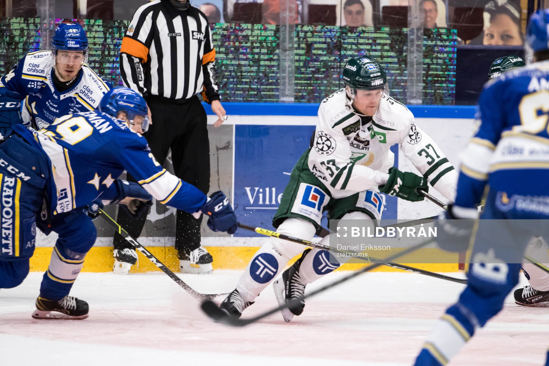 Färjestads Adam Ginning