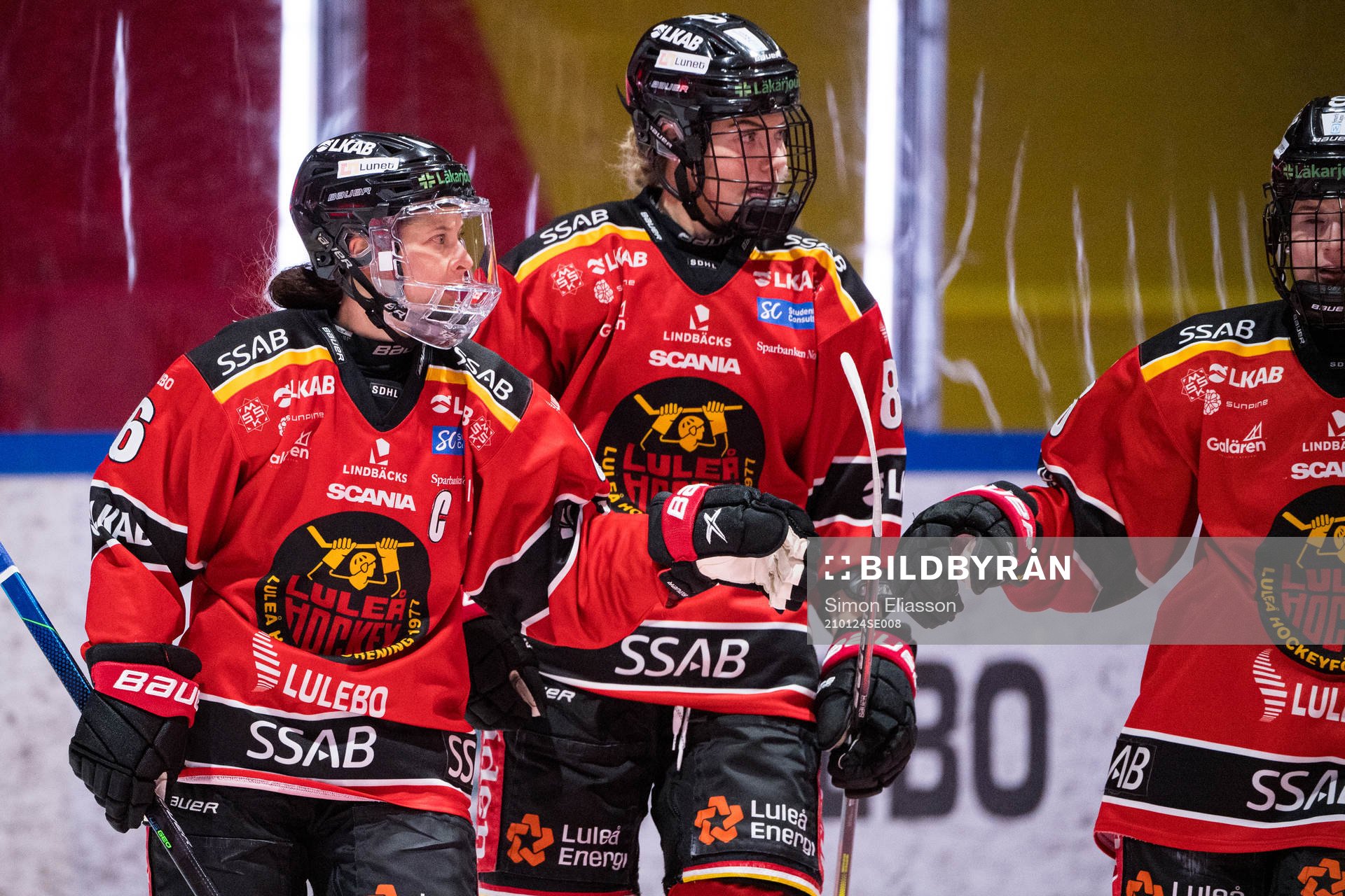 Luleås Jenni Hiirikoski jublar