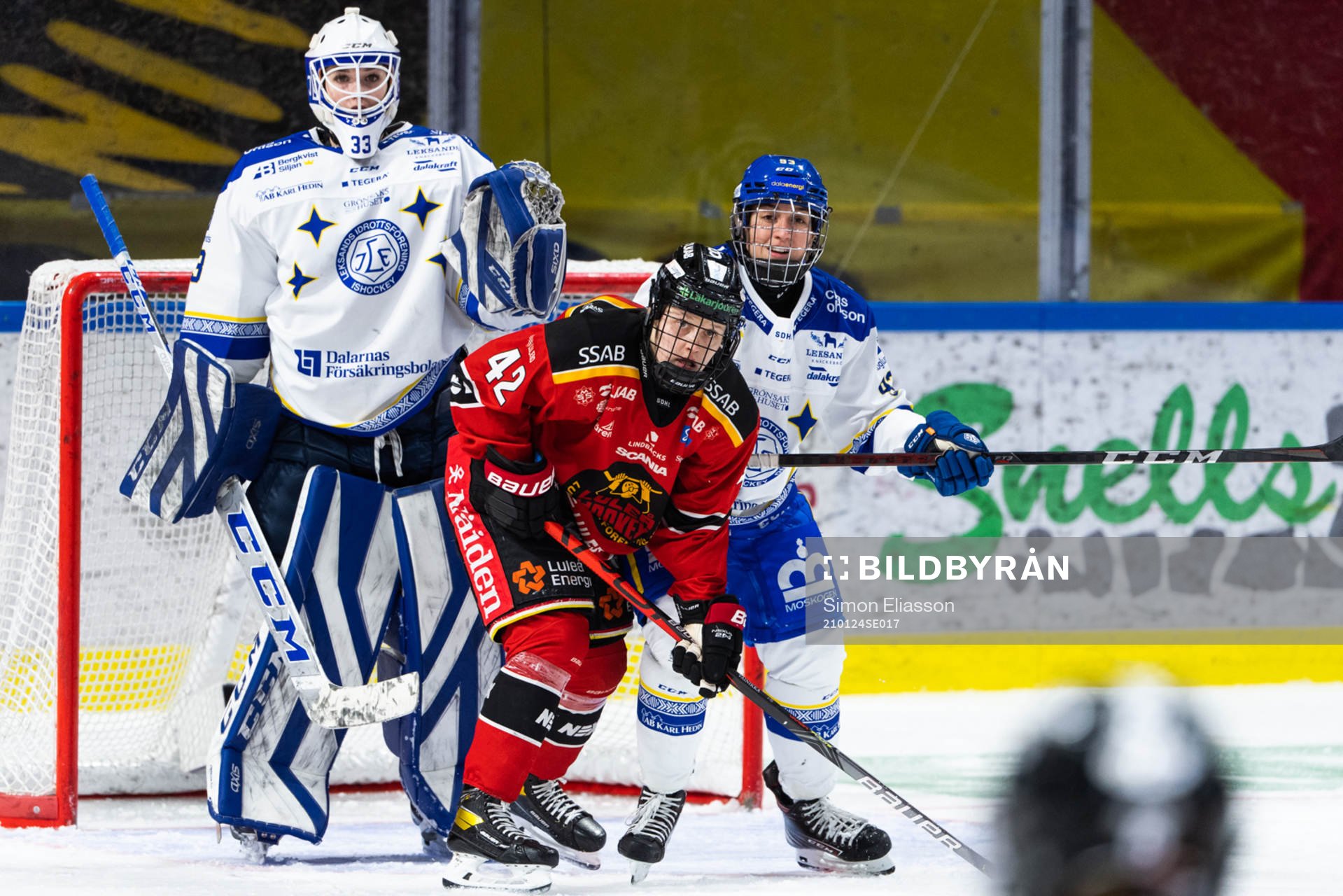 Leksands målvakt Amanda Johansson, Luleås Viivi Vainikka