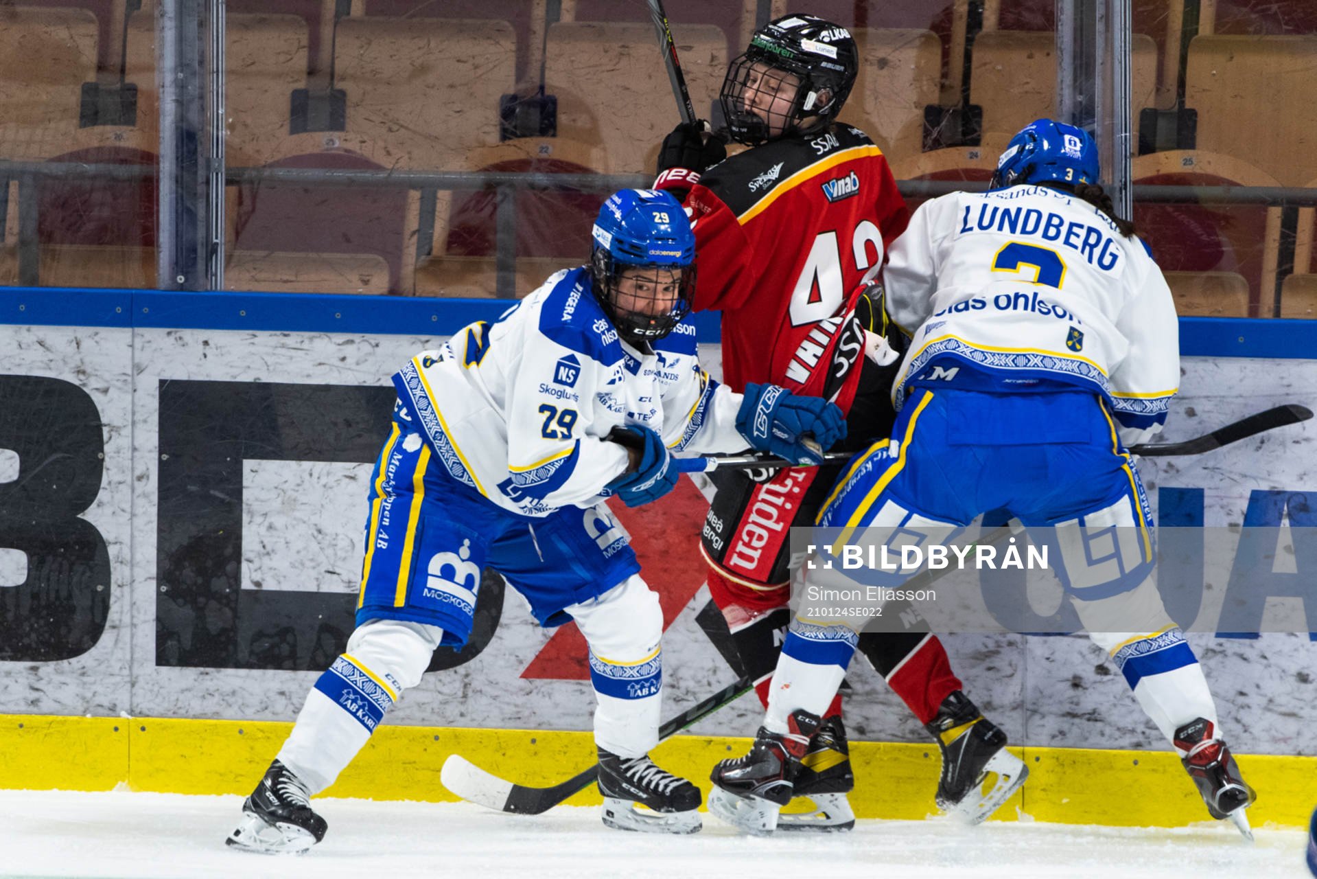 Leksands Moa Viklund och Luleås Viivi Vainikka