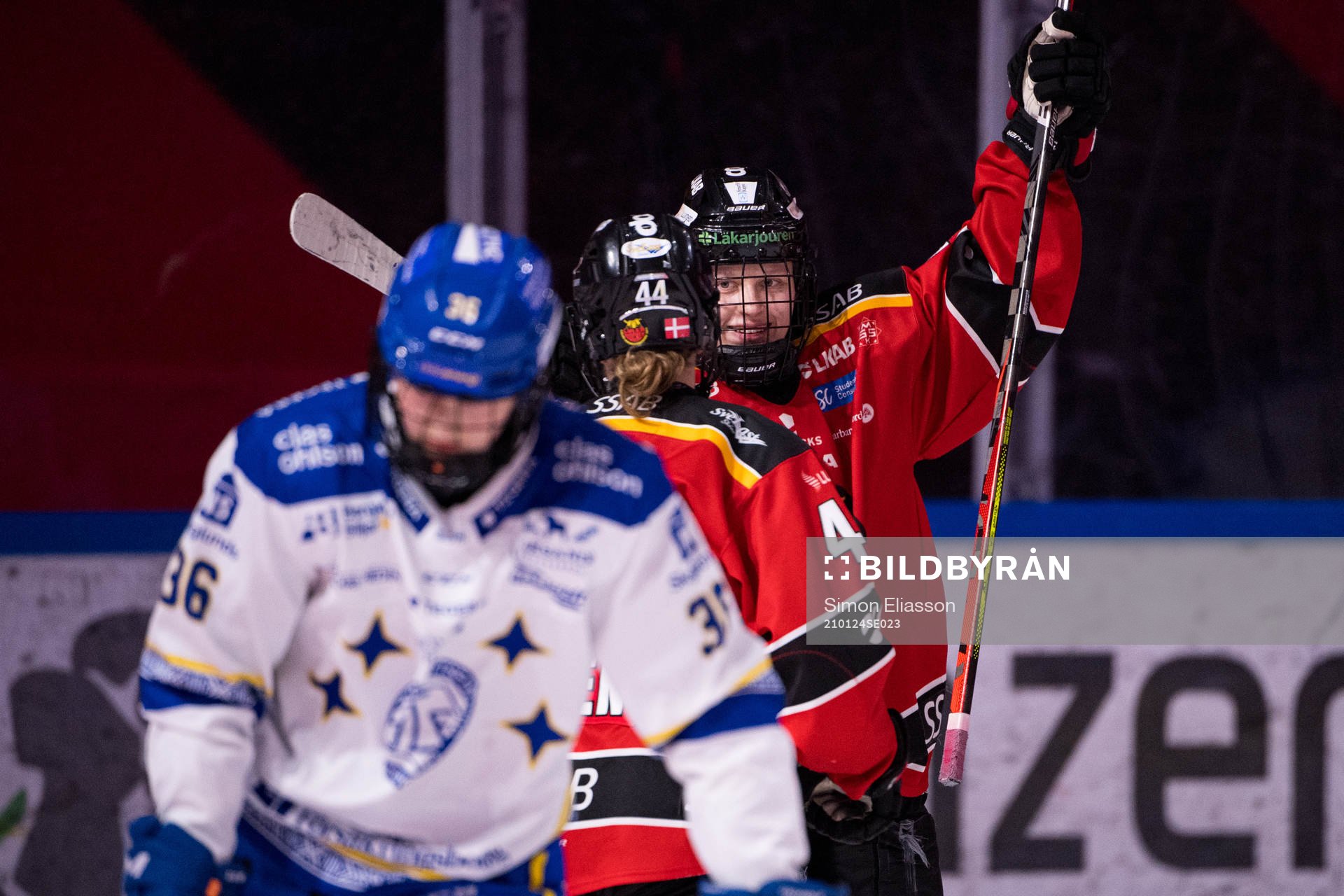 Luleås Nicoline Söndergaard Jensen jublar med Viivi
