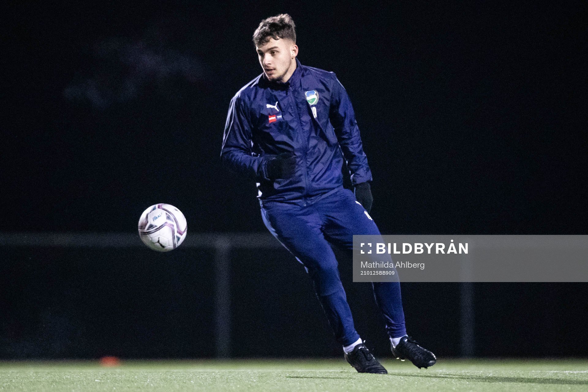 Österlens Emir Osmanovski under en träning med Österlen den 25 januari 2021 i Skillinge. 