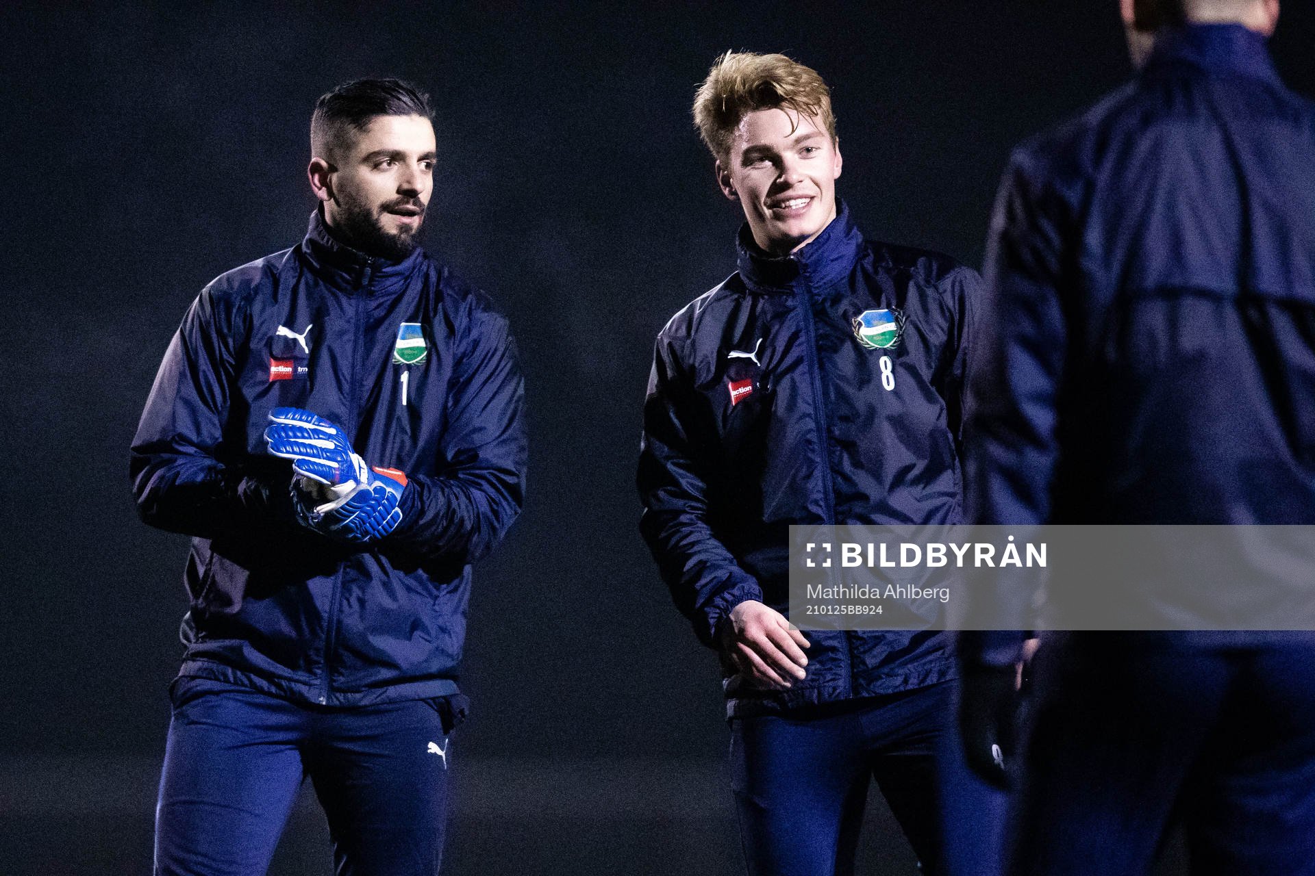 Österlens målvakt Festim Bytyqi och Oskar Blixt