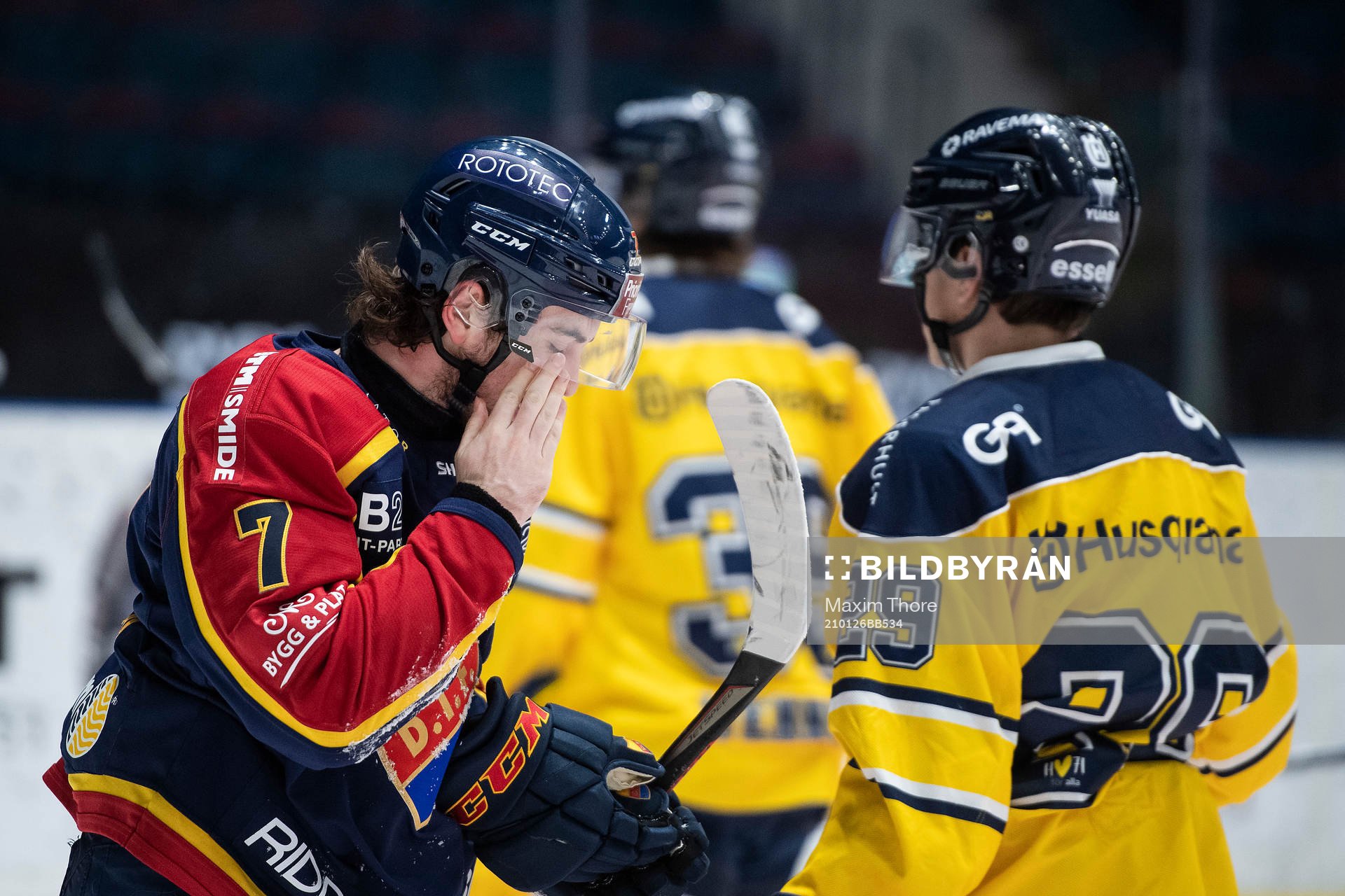 Djurgårdens Robert Nardella har ont