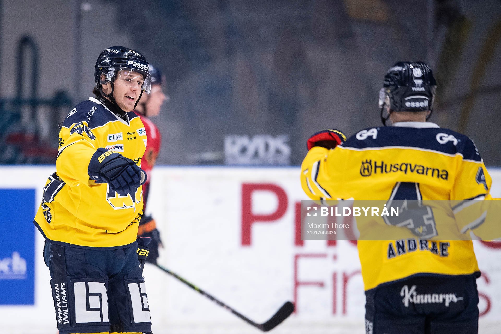 s Fredrik Forsberg jublar