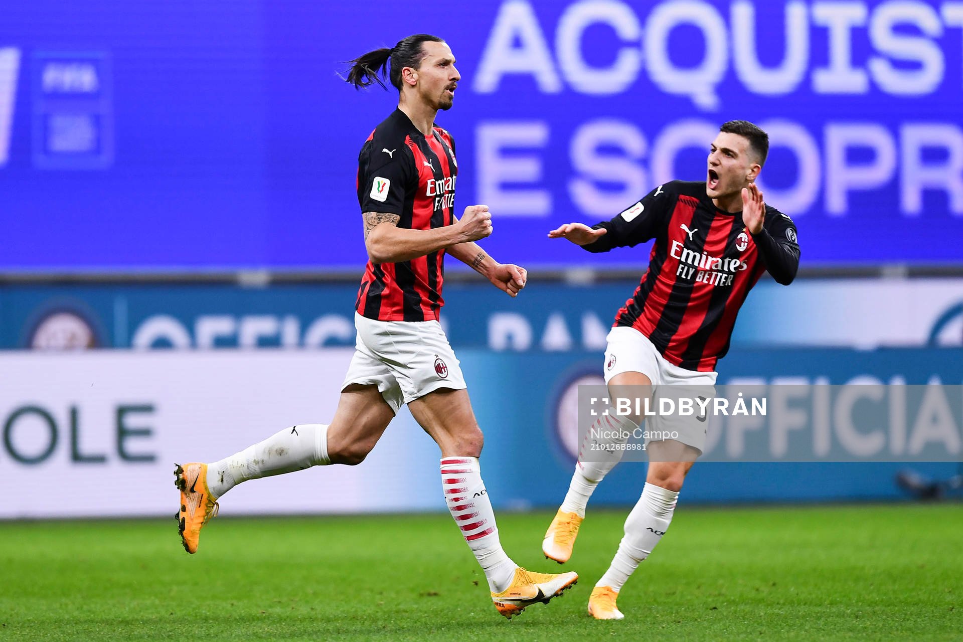Zlatan Ibrahimovic of Milan celebrates