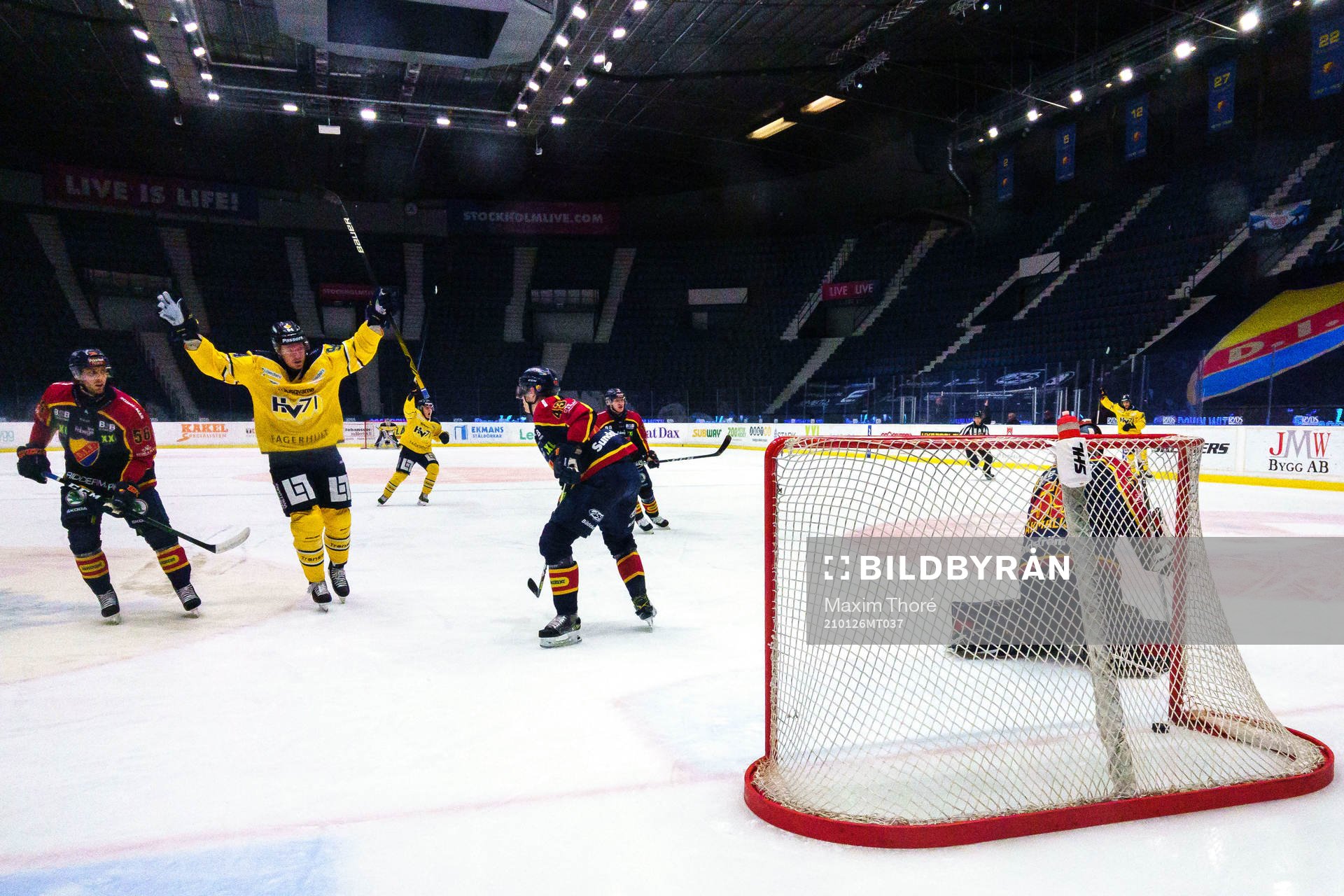s Jesper Williamsson jublar