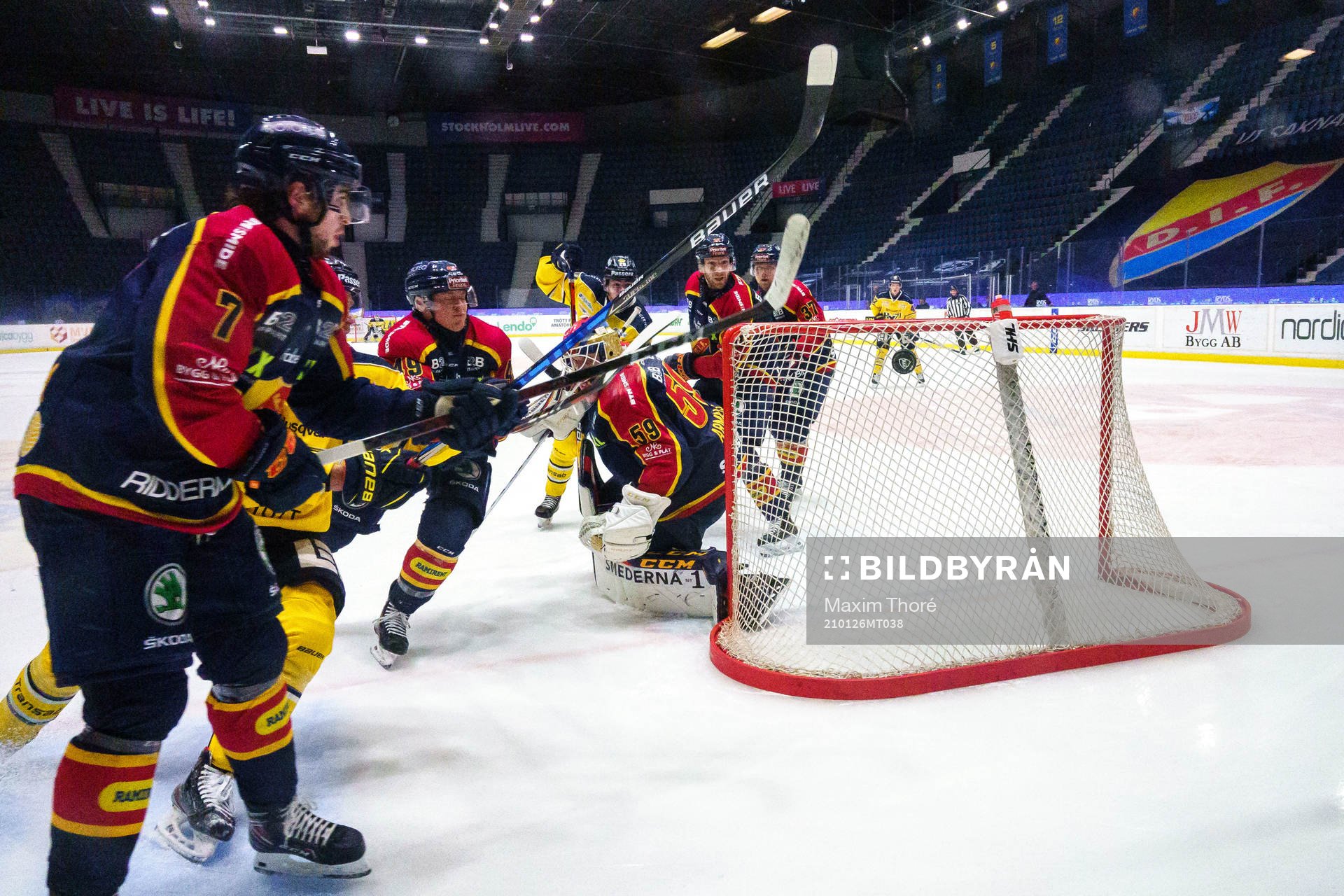 Djurgårdens Robert Nardellal, Rhett Rakhshani och målvakt