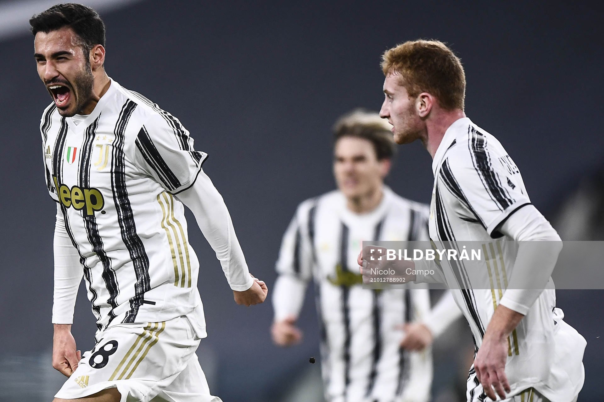 Dejan Kulusevski of Juventus celebrates the 1-0 goal by