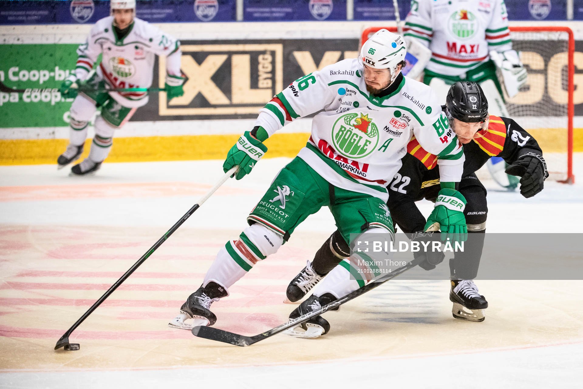 Rögles Eric Gelinas och Brynäs Adam Pettersson