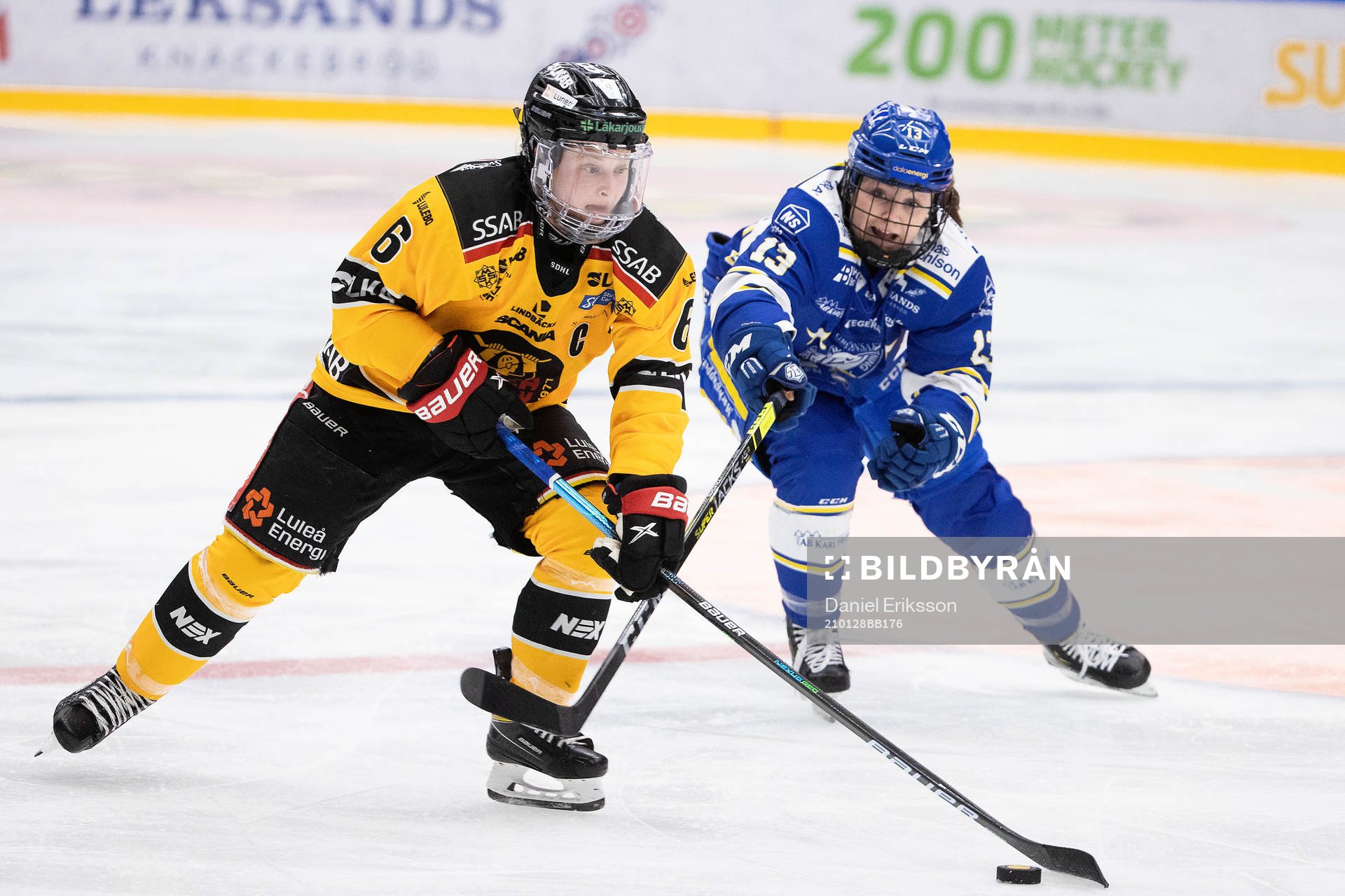 Luleås Jenni Hiirikoski och Leksands Hanna Sköld