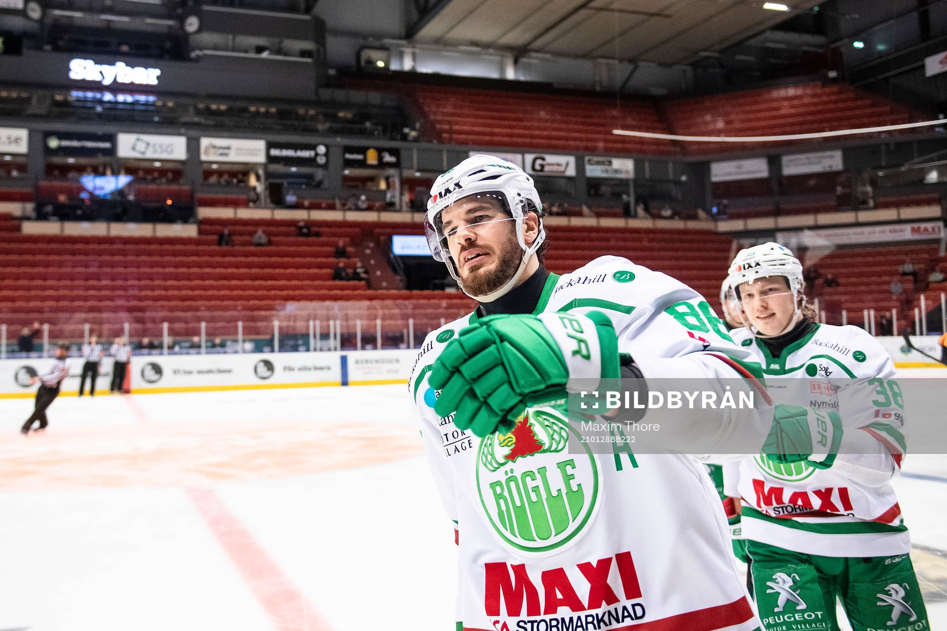 Rögles Eric Gelinas jublar