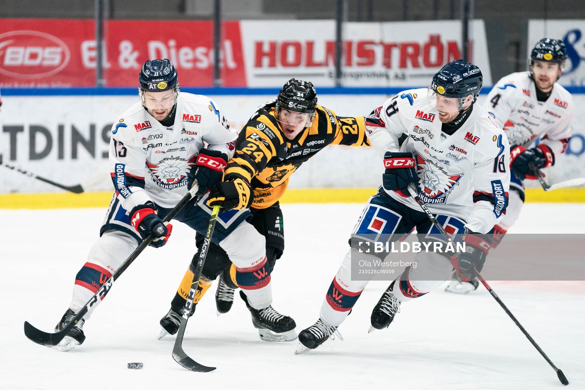 Linköpings Andrew Gordon och Alexander Johansson mot