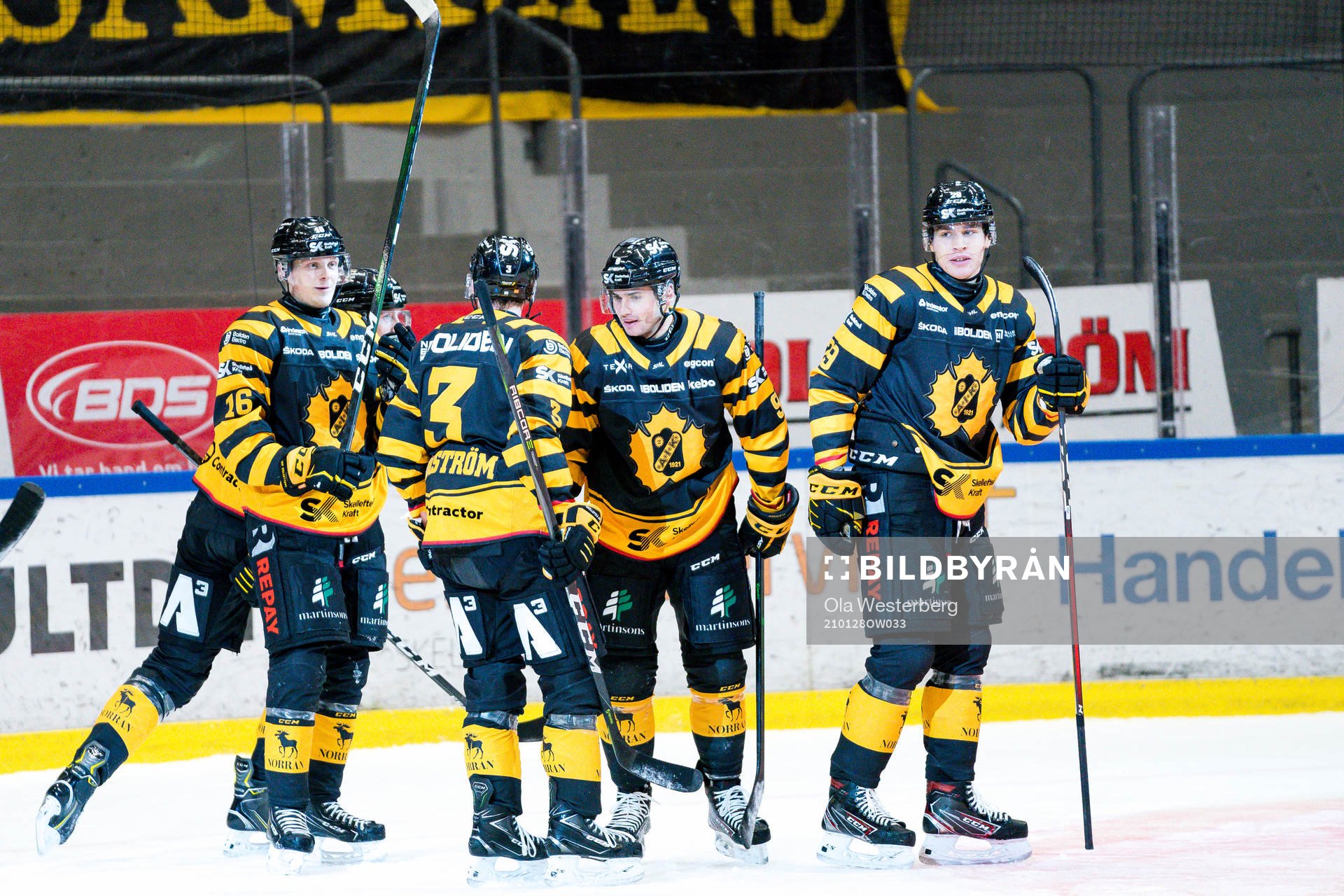 Skellefteås Petter Granberg jublar