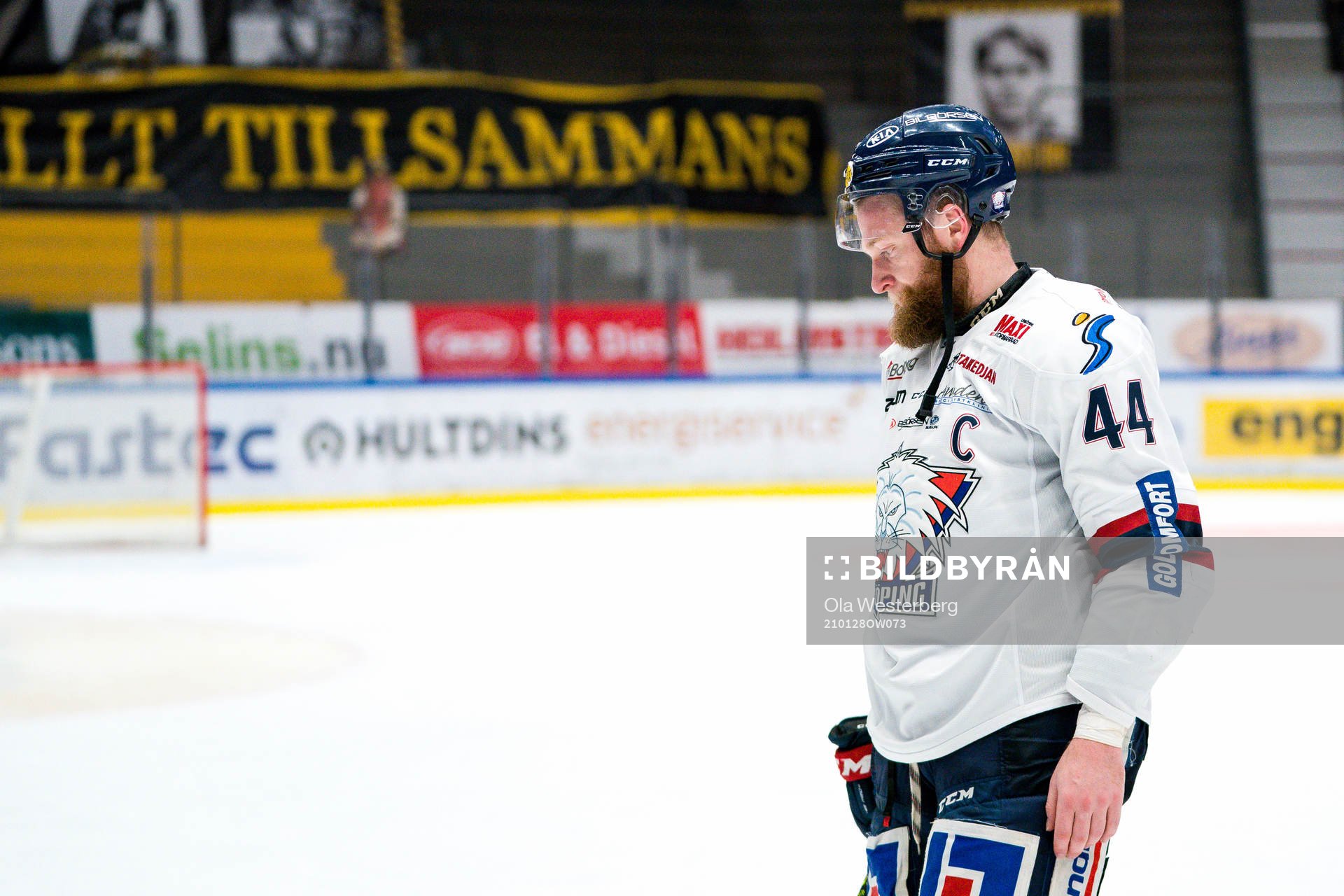 Linköpings Jonas Junland deppar