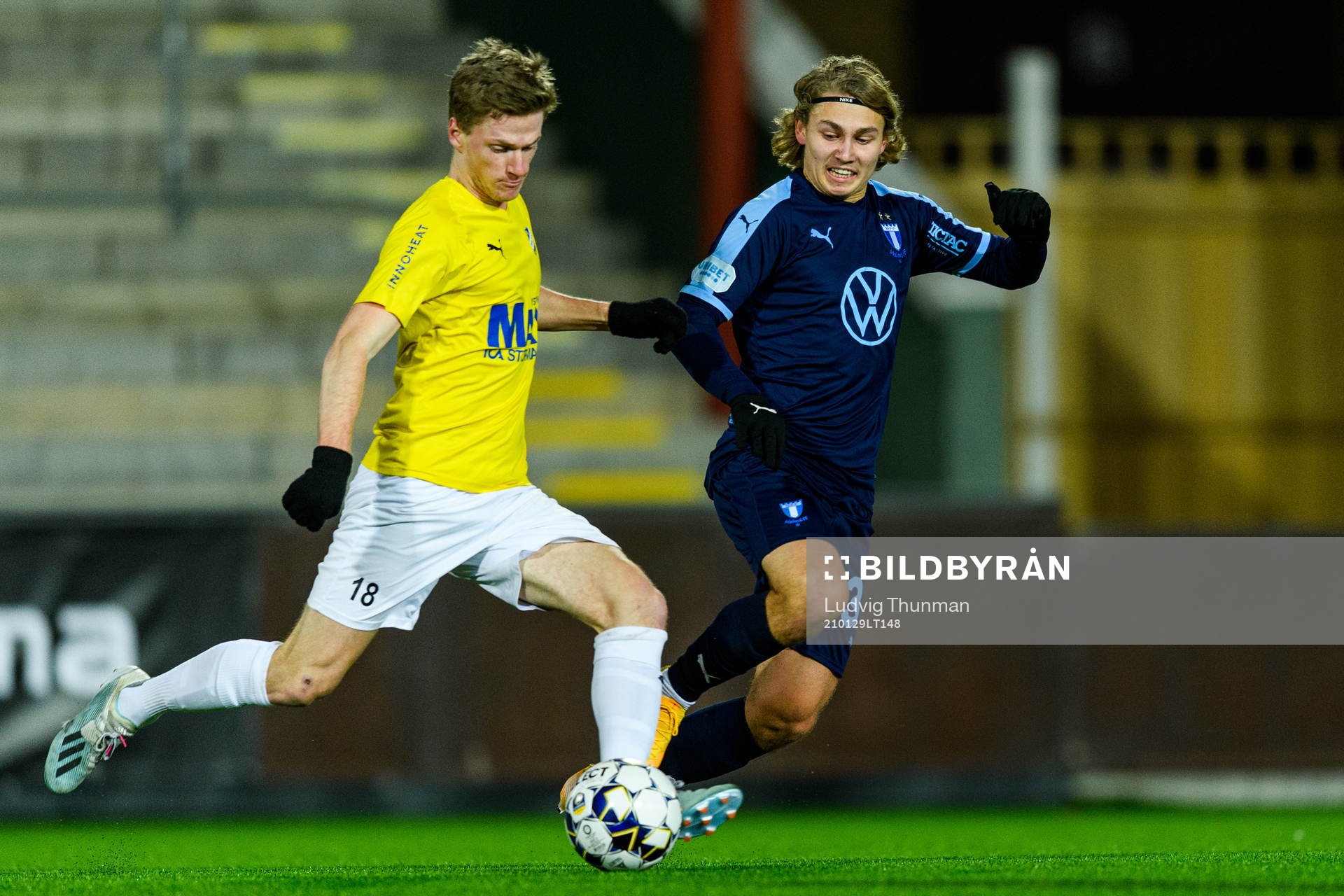 Malmö FFs Sebastian Nanasi och IFK Malmös Oliver