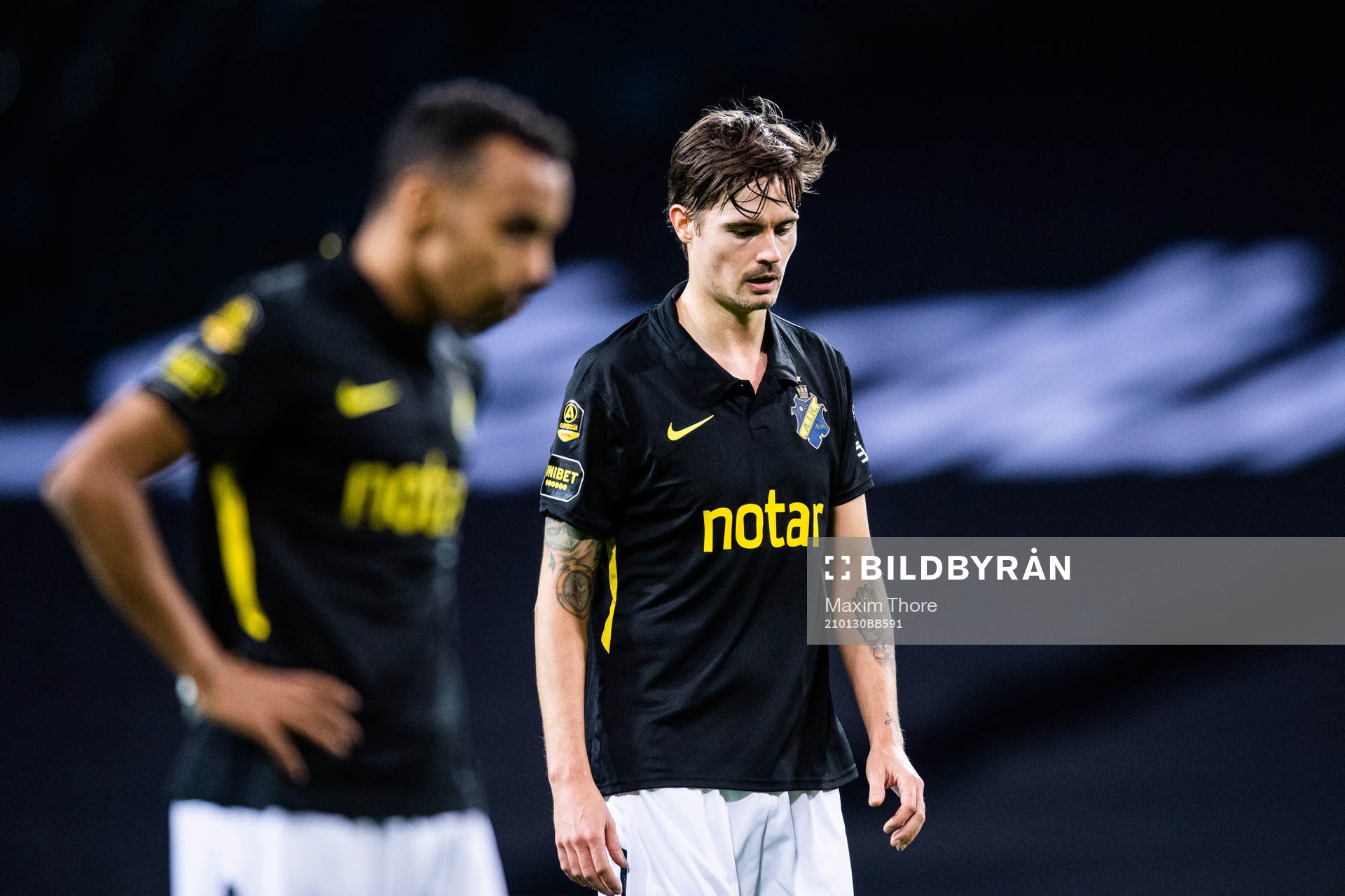 s Mikael Lustig deppar