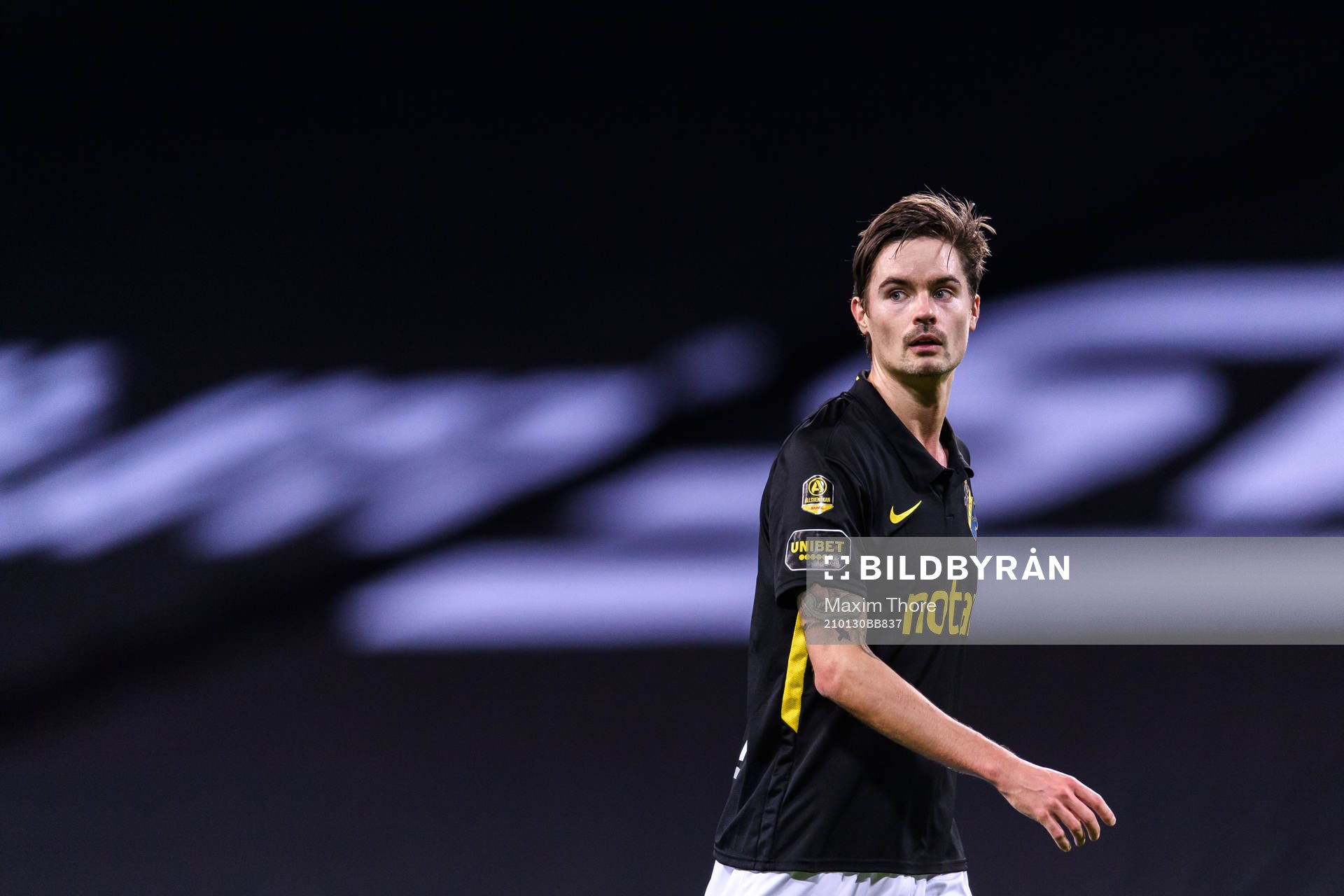 s Mikael Lustig