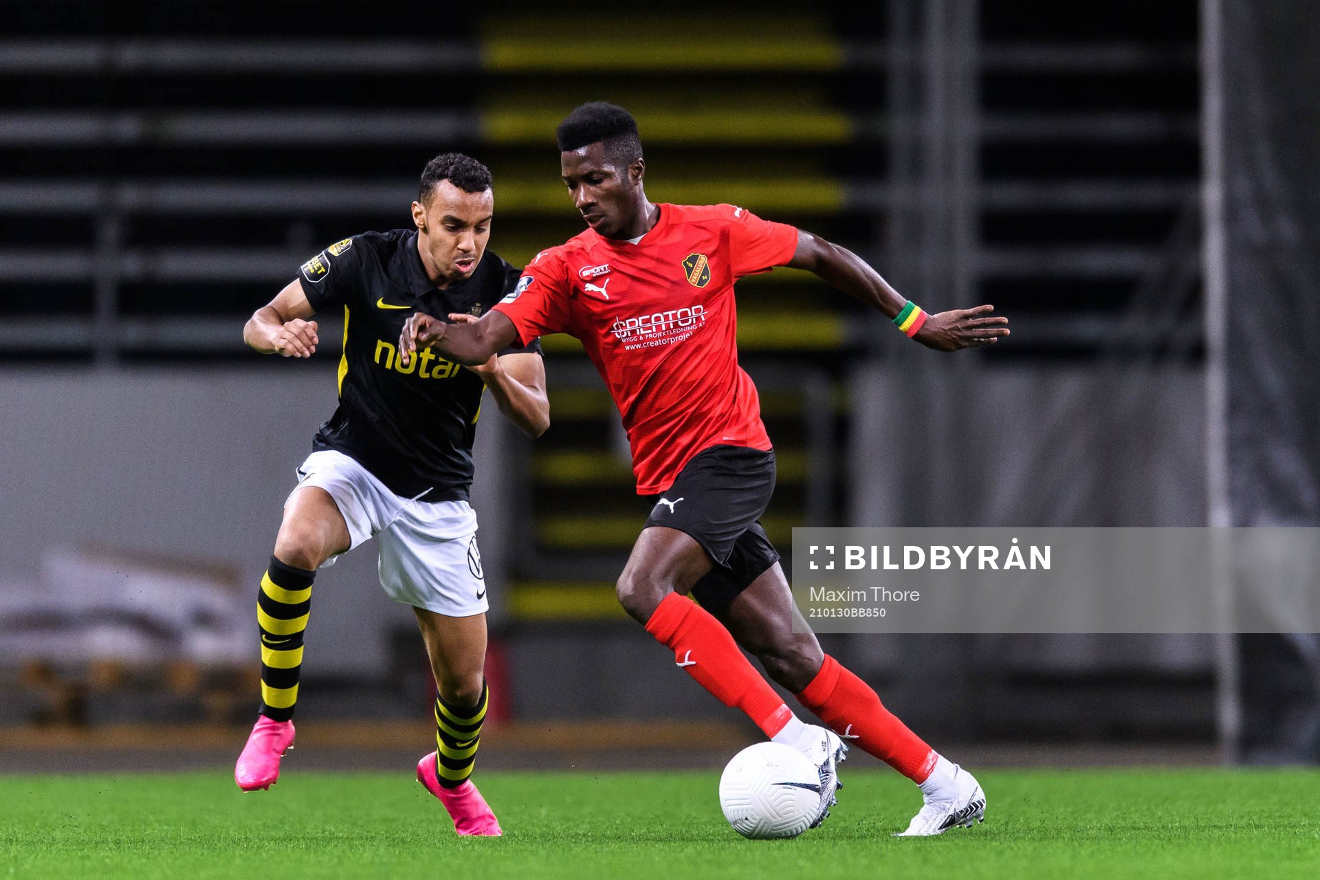 s Bilal Husein och Vasalunds Mai Traore