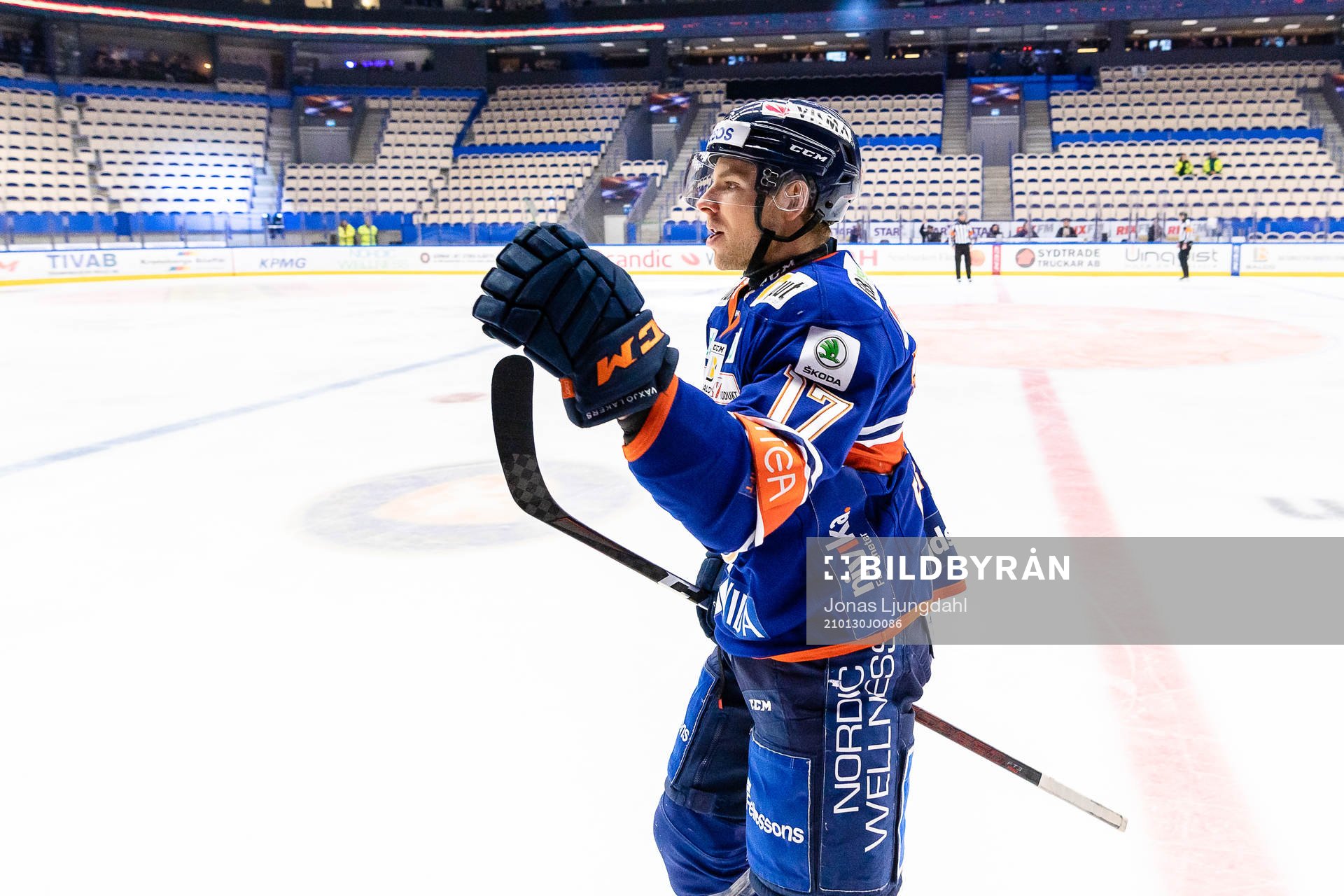 Växjös Emil Forslund jublar