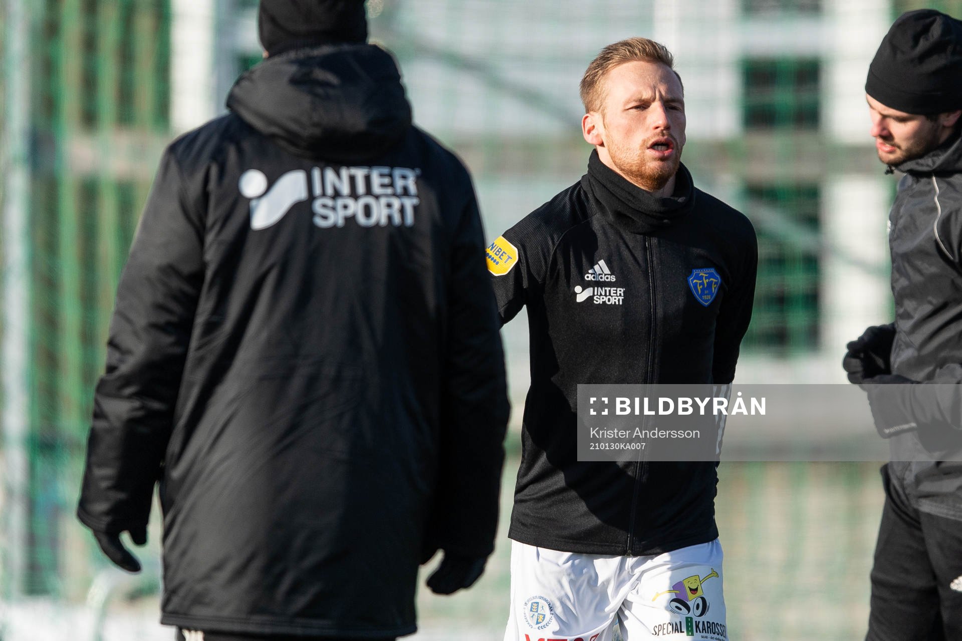 Falkenbergs Tobias Englund före träningsmatchen i fotboll