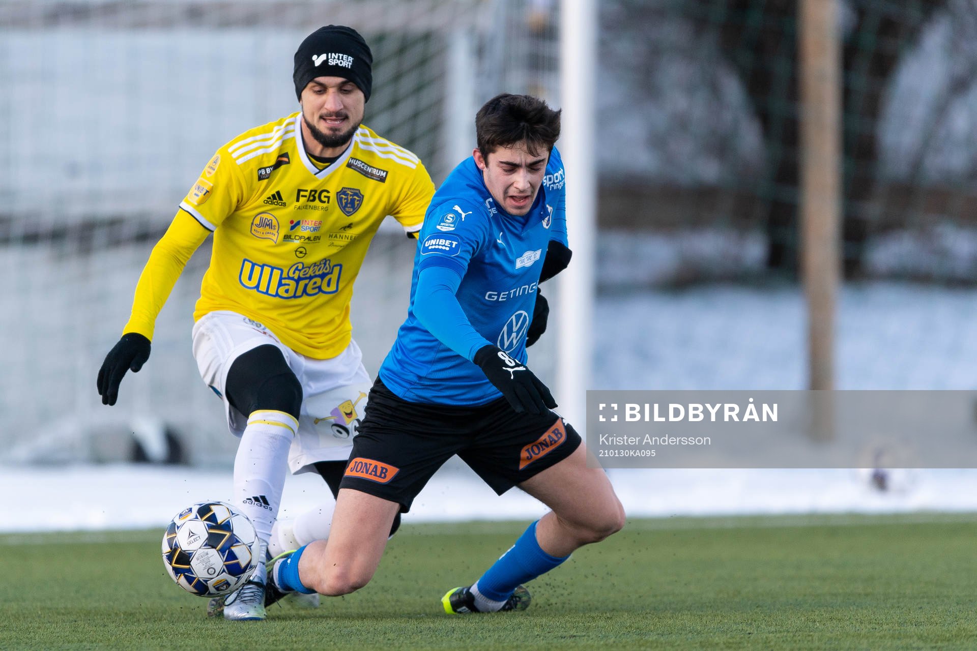 Falkenbergs Mahmut Özen och Halmstads Emil Tot Wikström