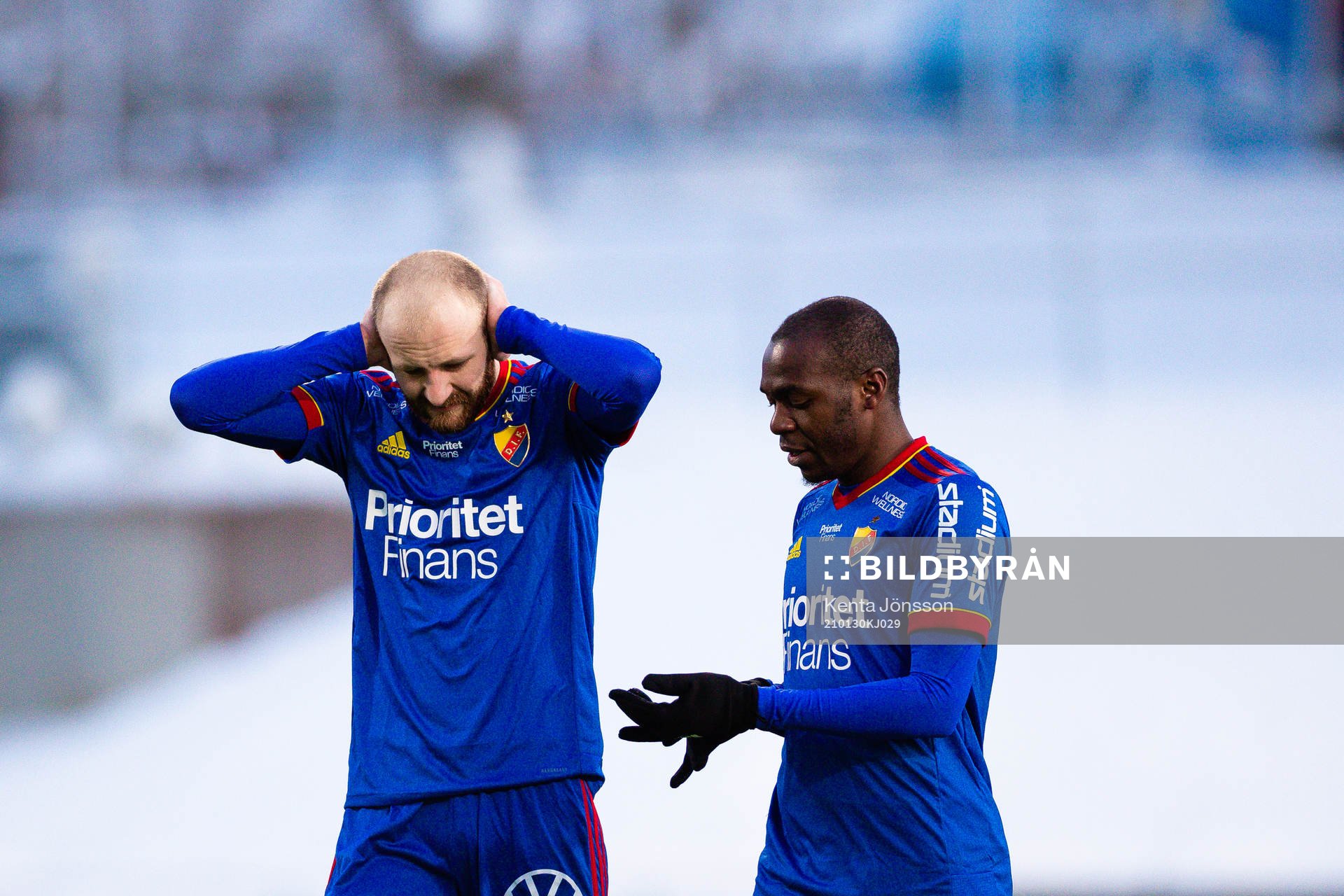 Djurgårdens Curtis Edwards och Edward Chilufya deppar