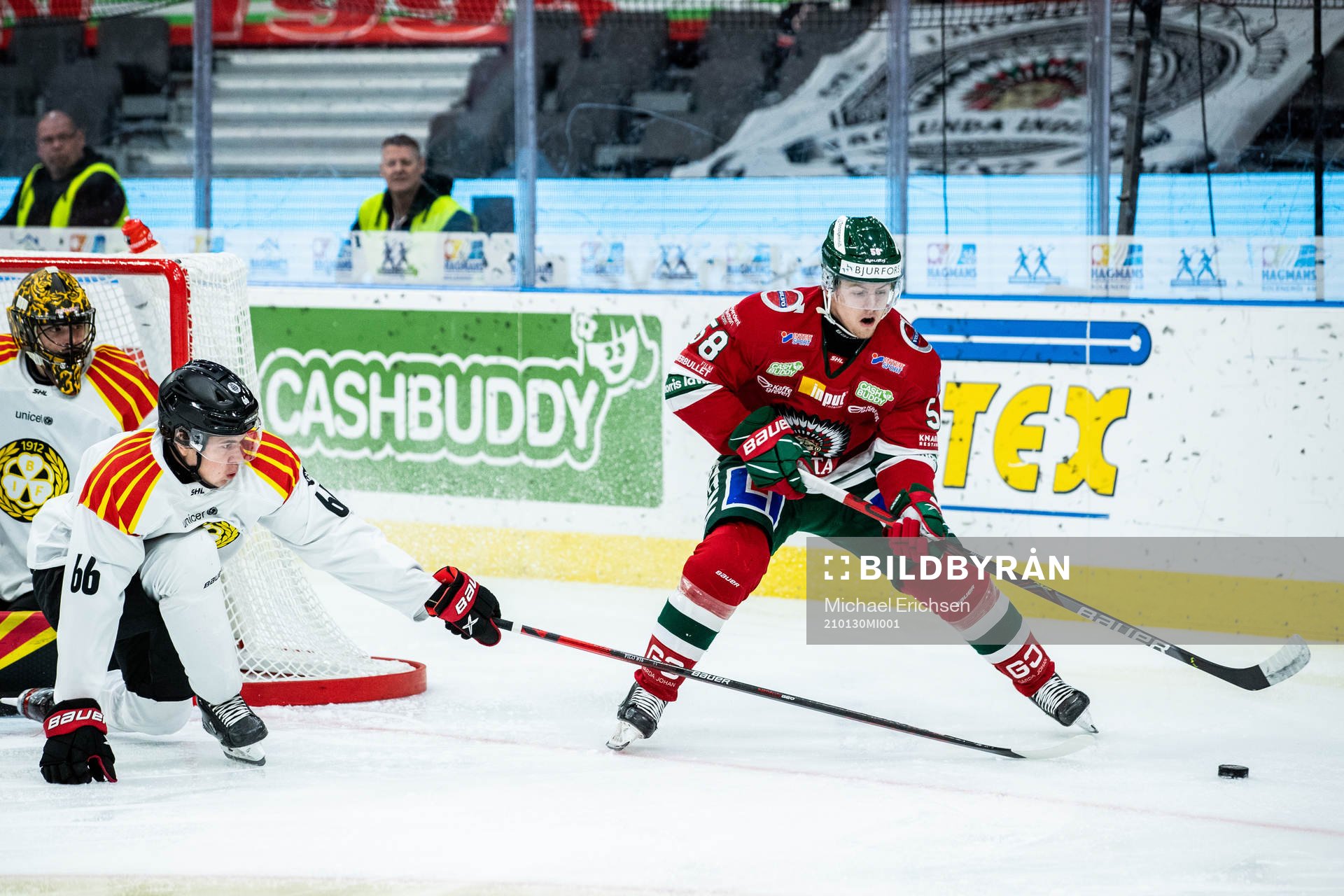 Brynäs Alexander Lindelöf och Frölundas Jesper Sellgren
