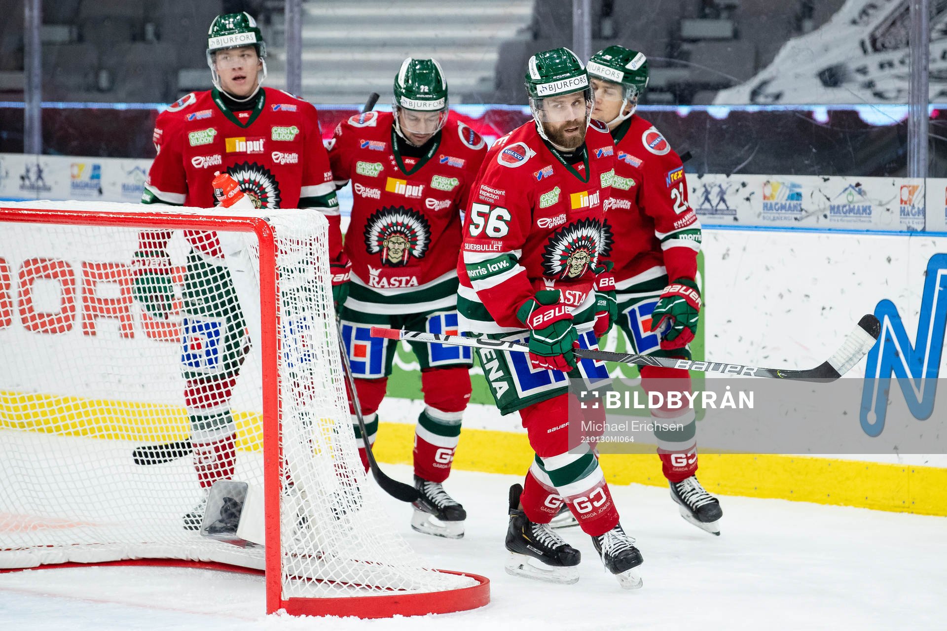 Frölundas Jonathan Sigalet jublar med lagkamrater