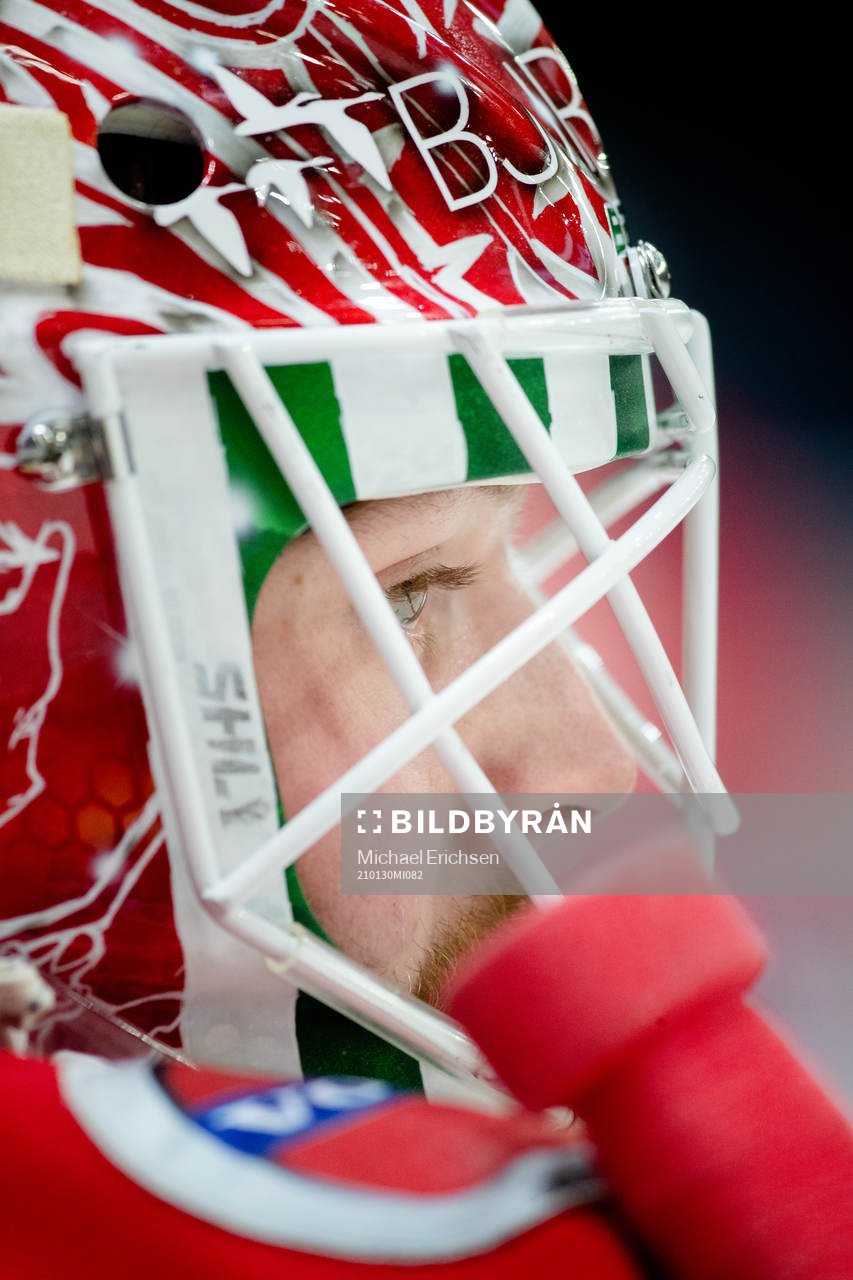 Frölundas målvakt Niklas Rubin innan ishockeymatchen i