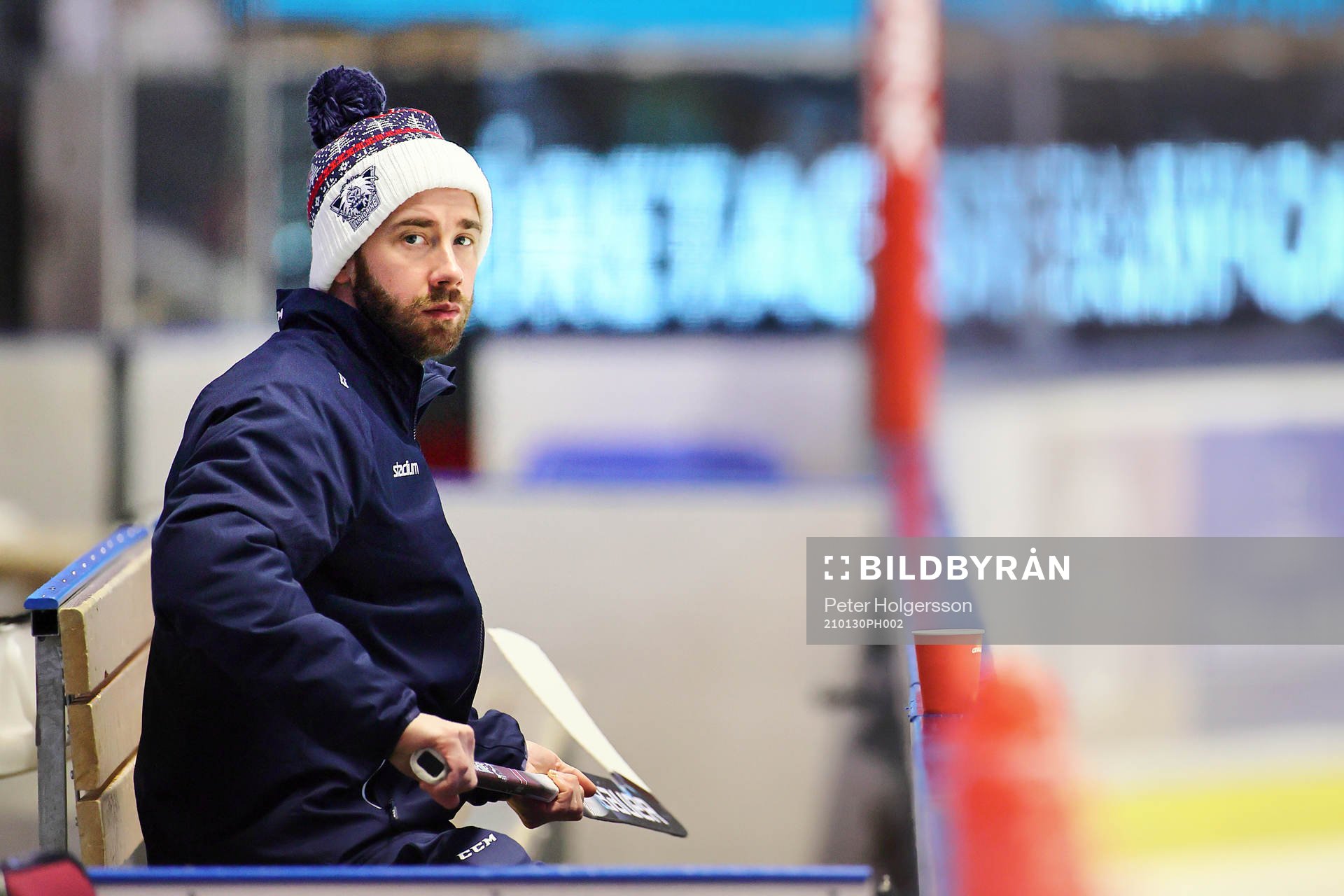 Linköpings målvakt David Rautio före ishockeymatchen i