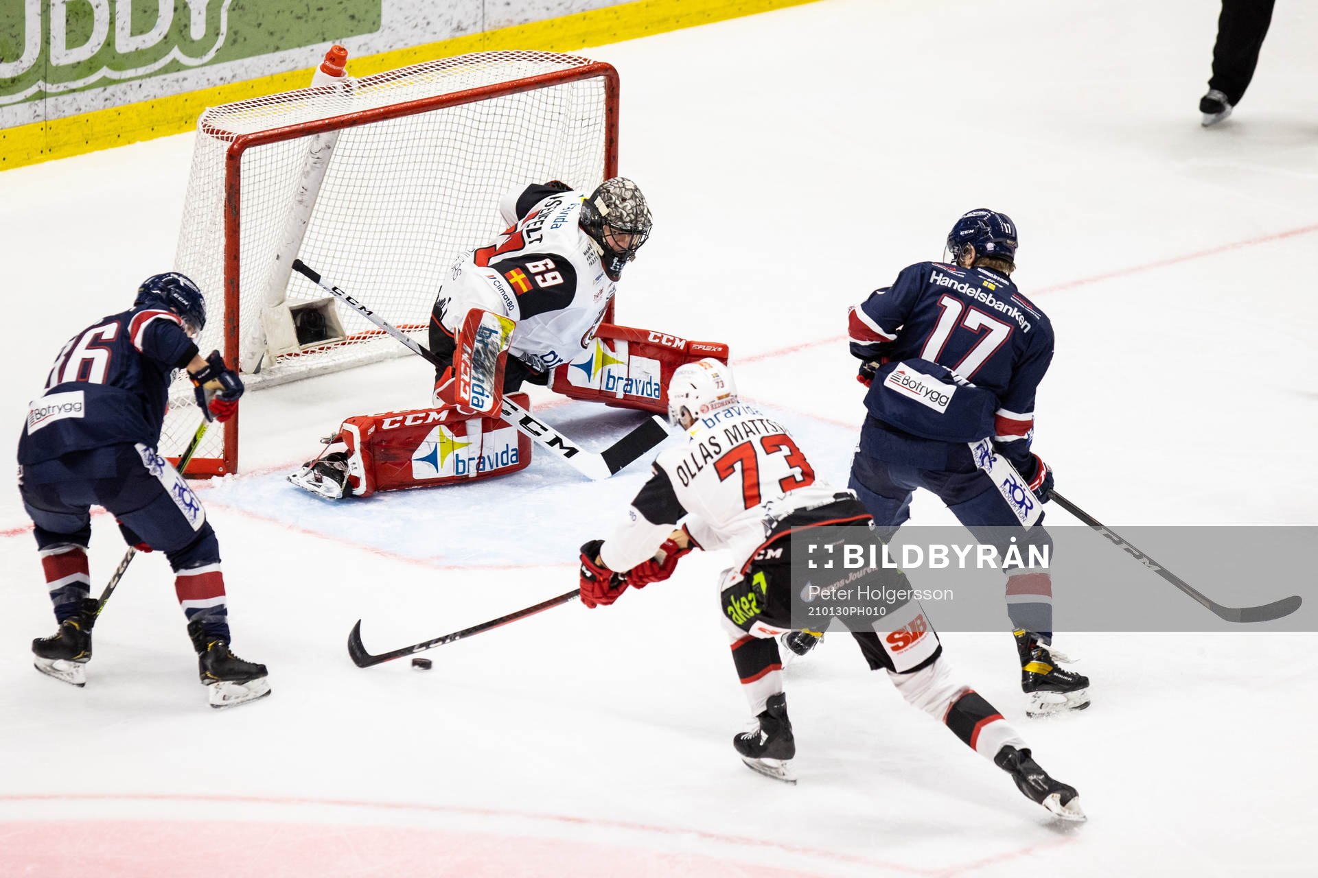Malmö Redhawks målvakt Oscar Alsenfelt och Adam Ollas