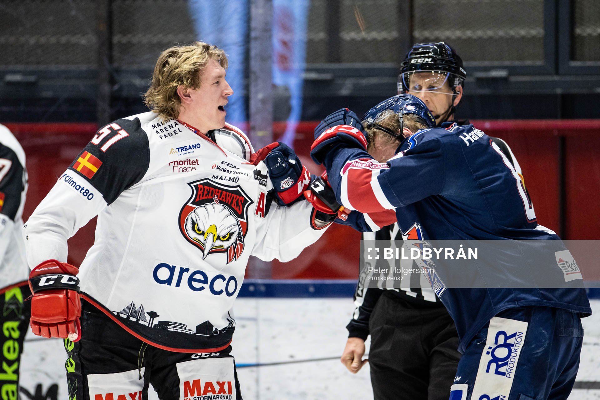 Malmö Redhawks Emil Sylvegård och Linköpings Jonas
