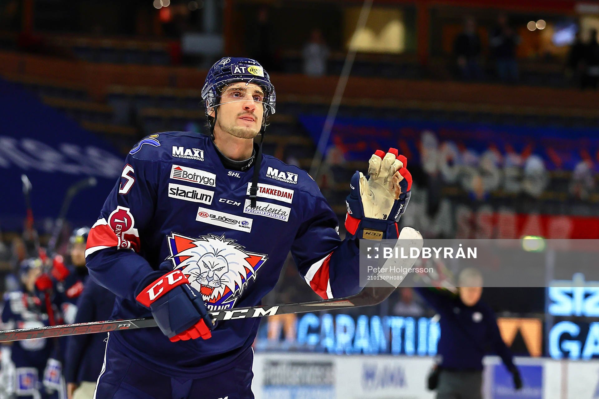 Linköpings Mattias Bäckman jublar