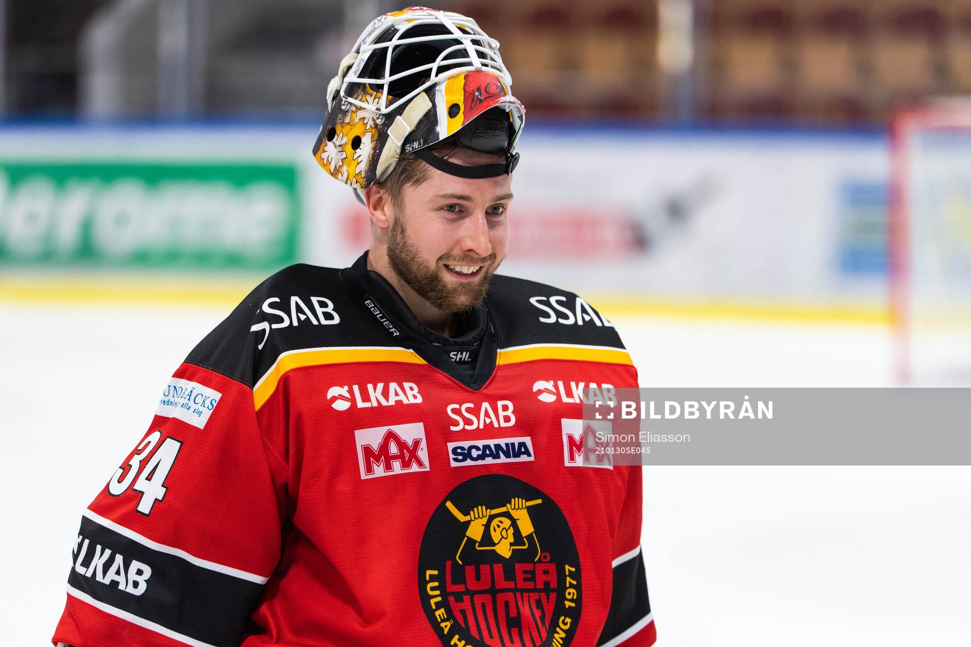Luleås målvakt Joel Lassinantti jublar