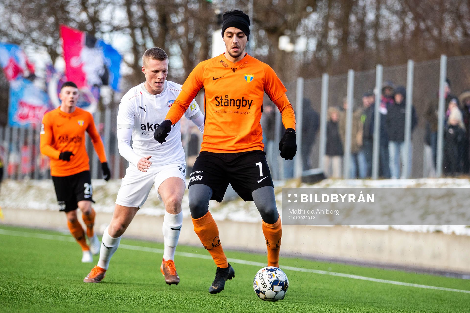 Helsingborgs Emil Hellman  och Torns Dylan Kosik Sulaiman