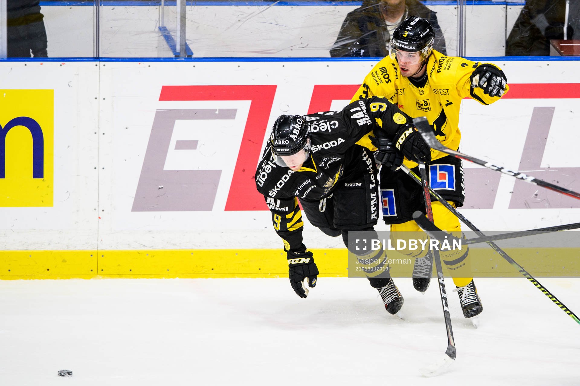s Nicklas Heinerö och Västerås August Nilsson