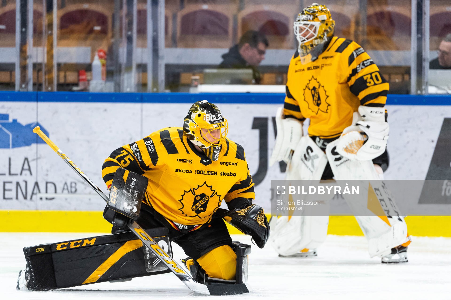 Skellefteås målvakt Arvid Söderblom och målvakt Gustaf