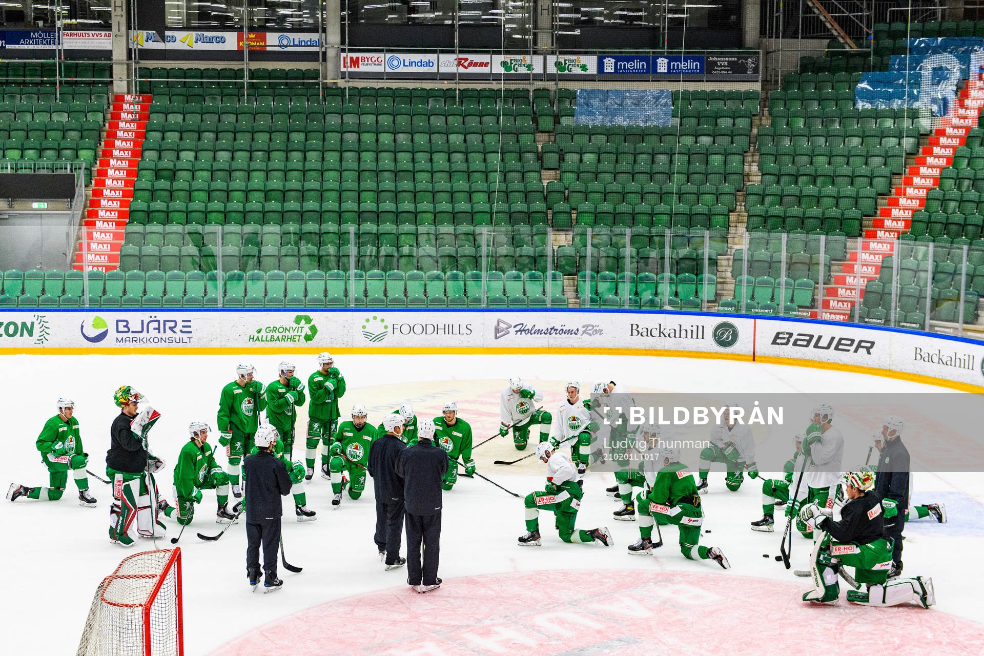 Spelarna samlas