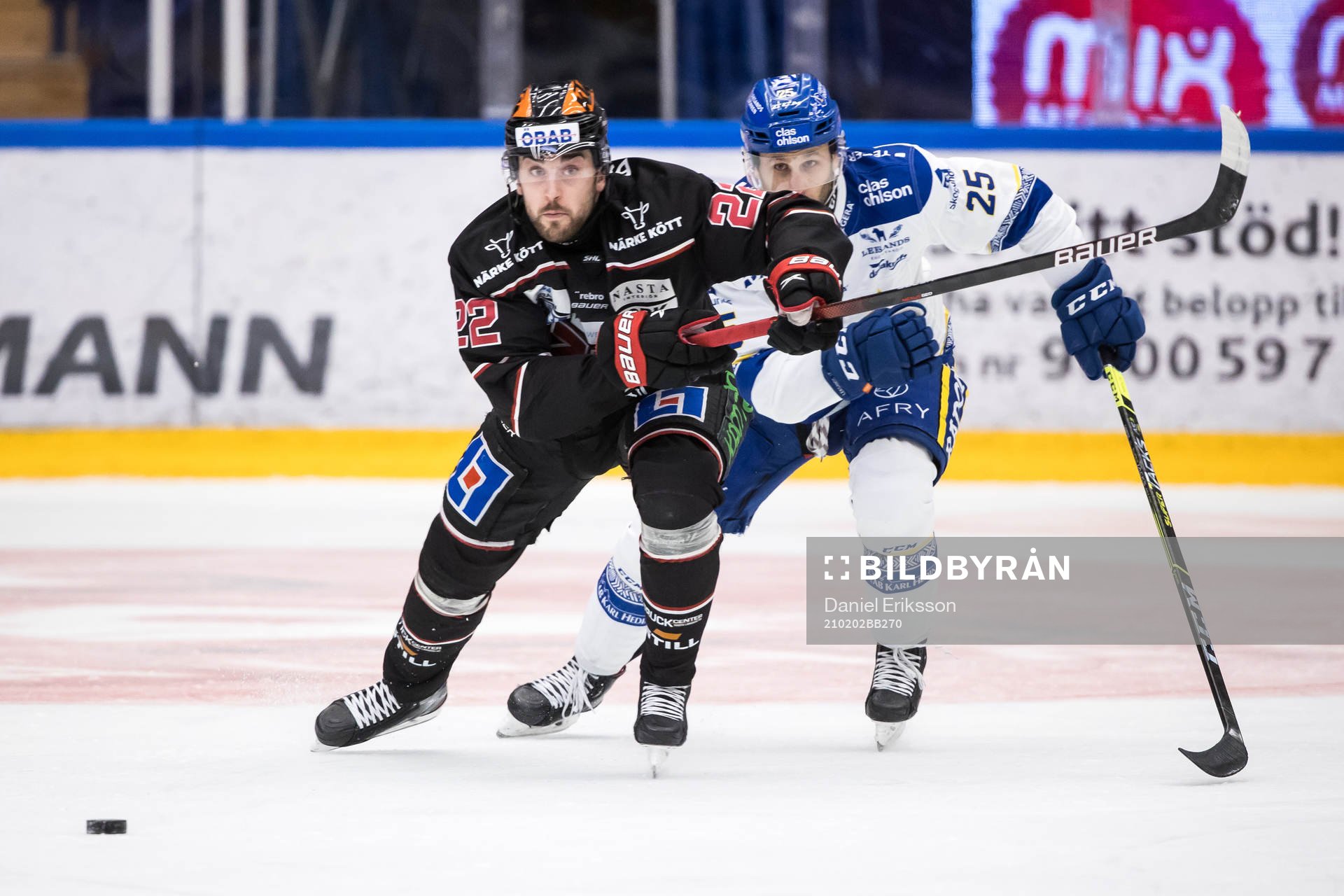 Örebros Jonathan Andersson och Leksands Carter Camper