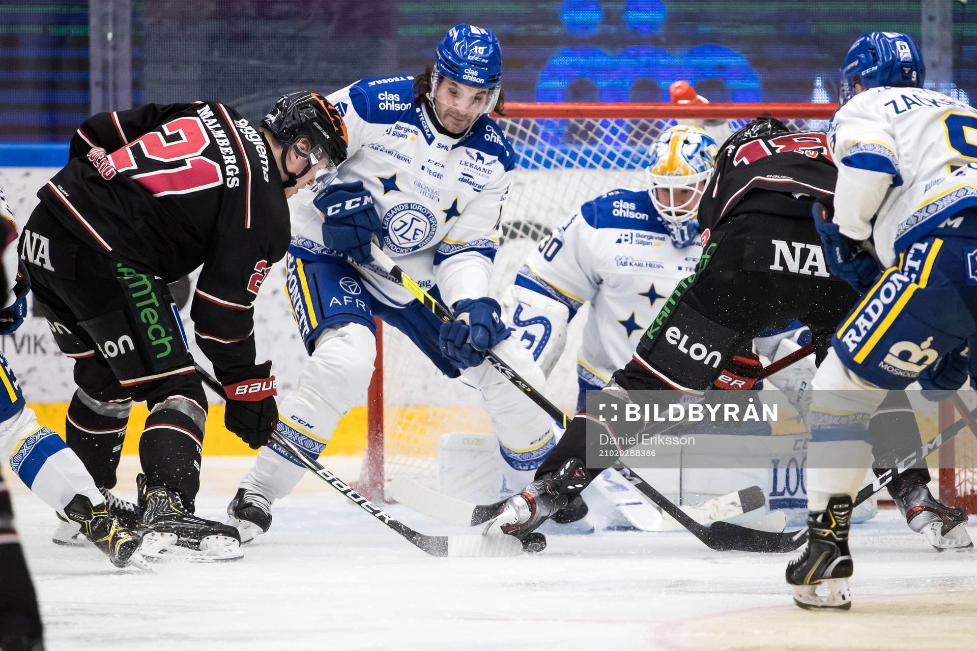 Leksands Johan Fransson och Örebros Linus Öberg framför