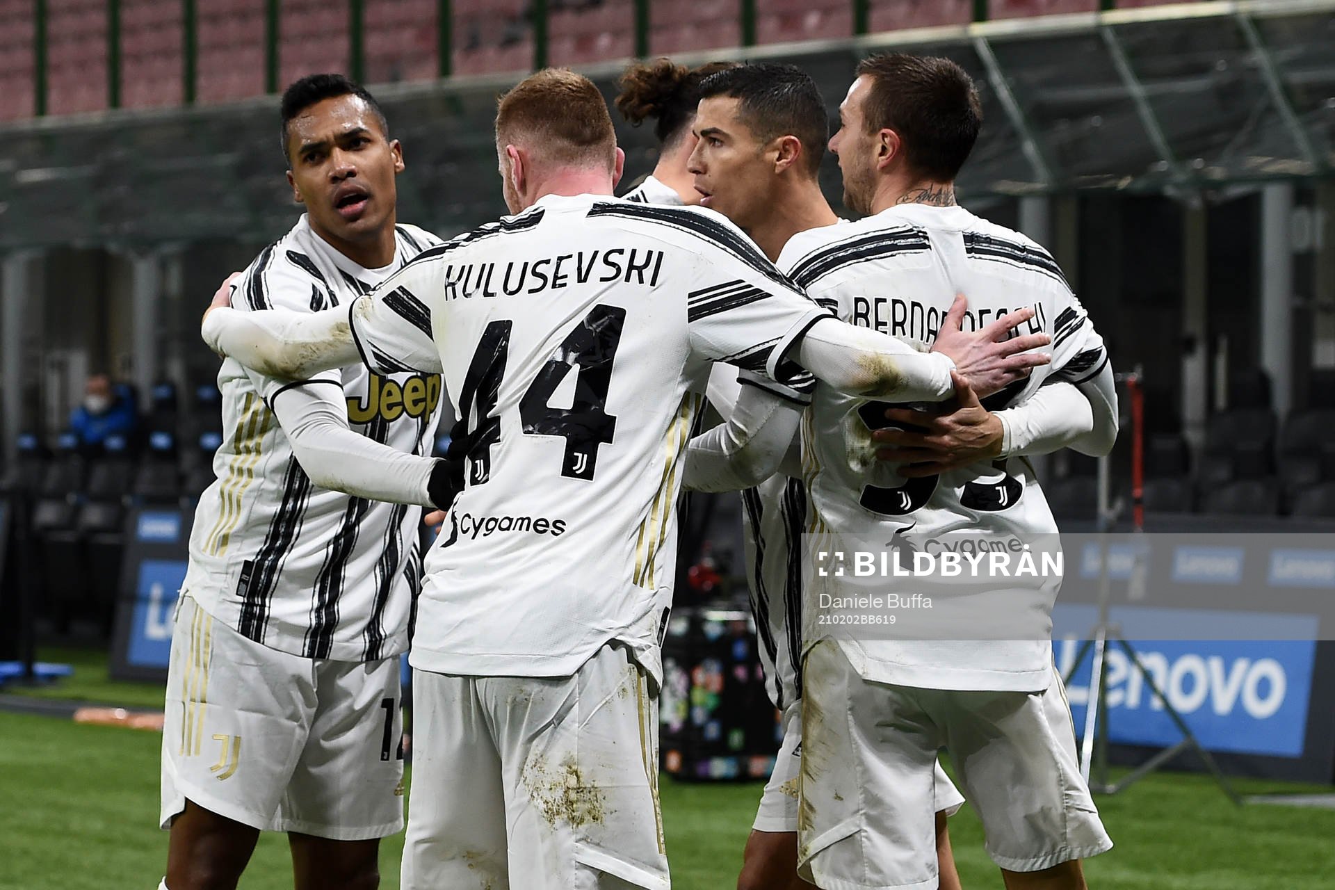 Cristiano Ronaldo celebrate with Dejan Kulusevski of Juventus and teammates during the Coppa Italia Semifinal football match on February 2, 2021 in Milano .