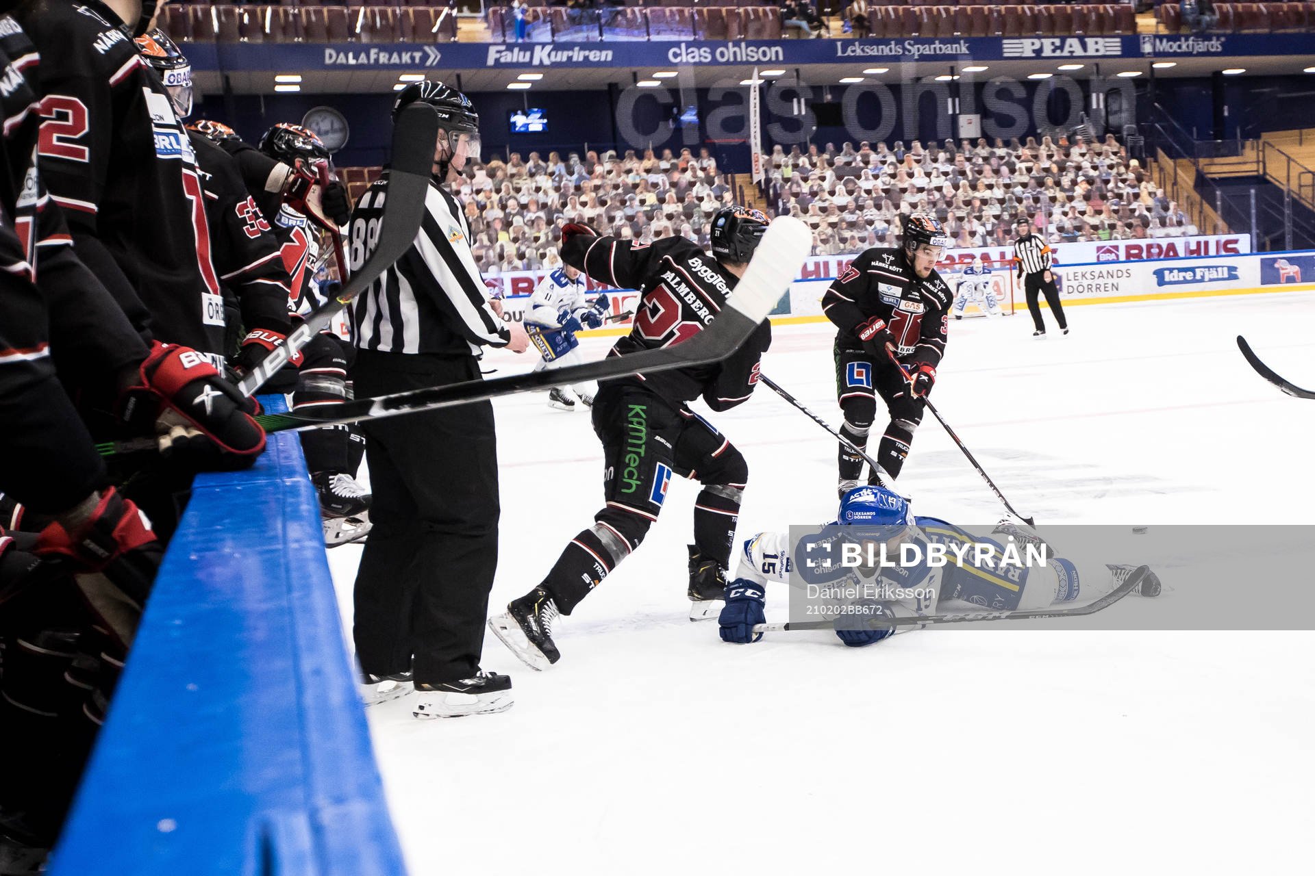 Leksands Otto Paajanen faller