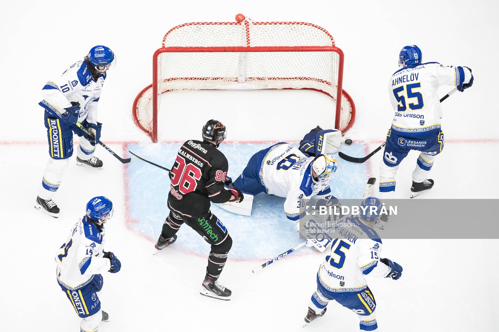 Leksands målvakt Janne Juvonen och Jonas Ahnelöv och Otto