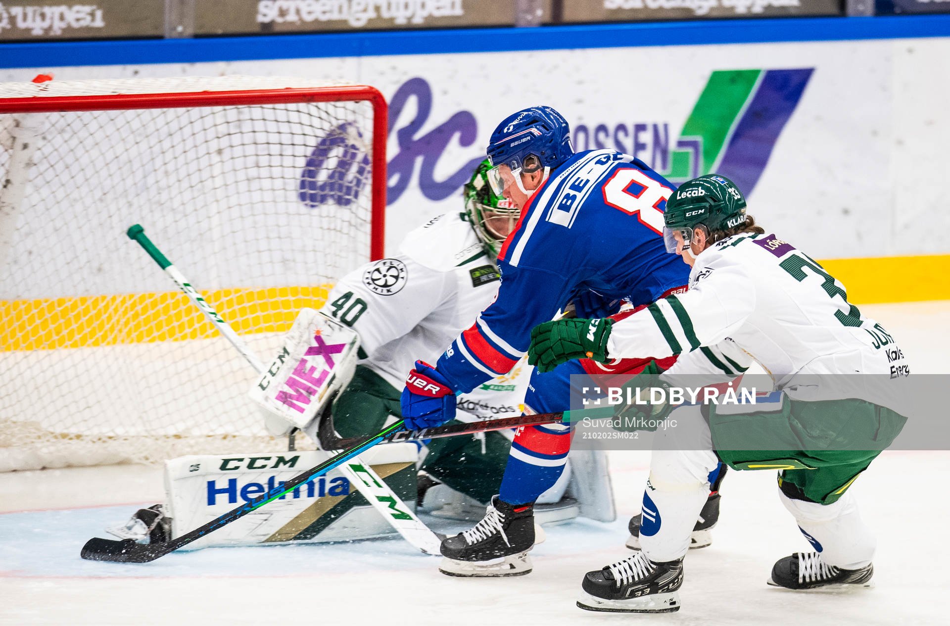Oskarshamns Fredrik Olofsson gör 1-0 bakom Färjestads