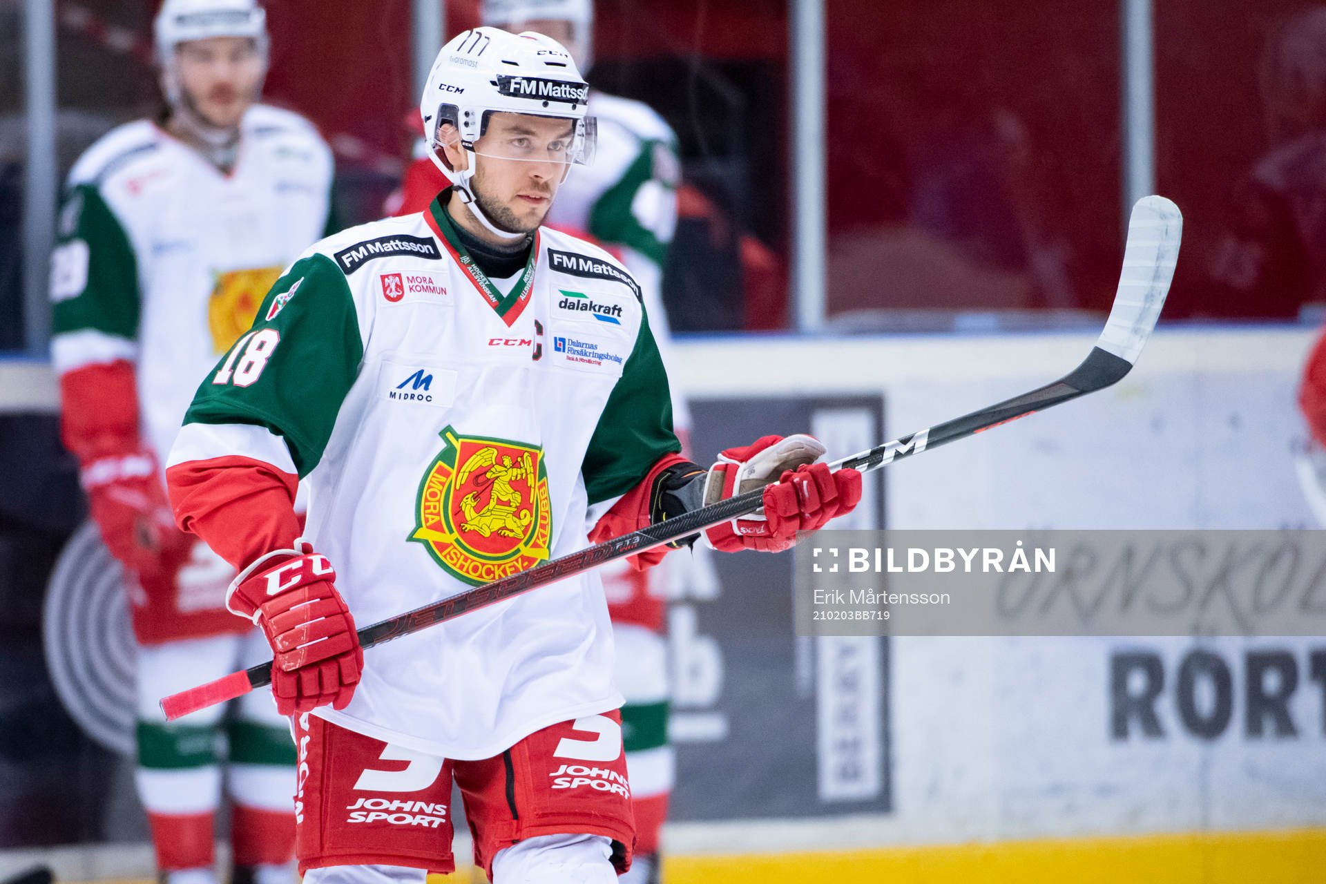 Moras Mattias Nörstebö värmer upp
