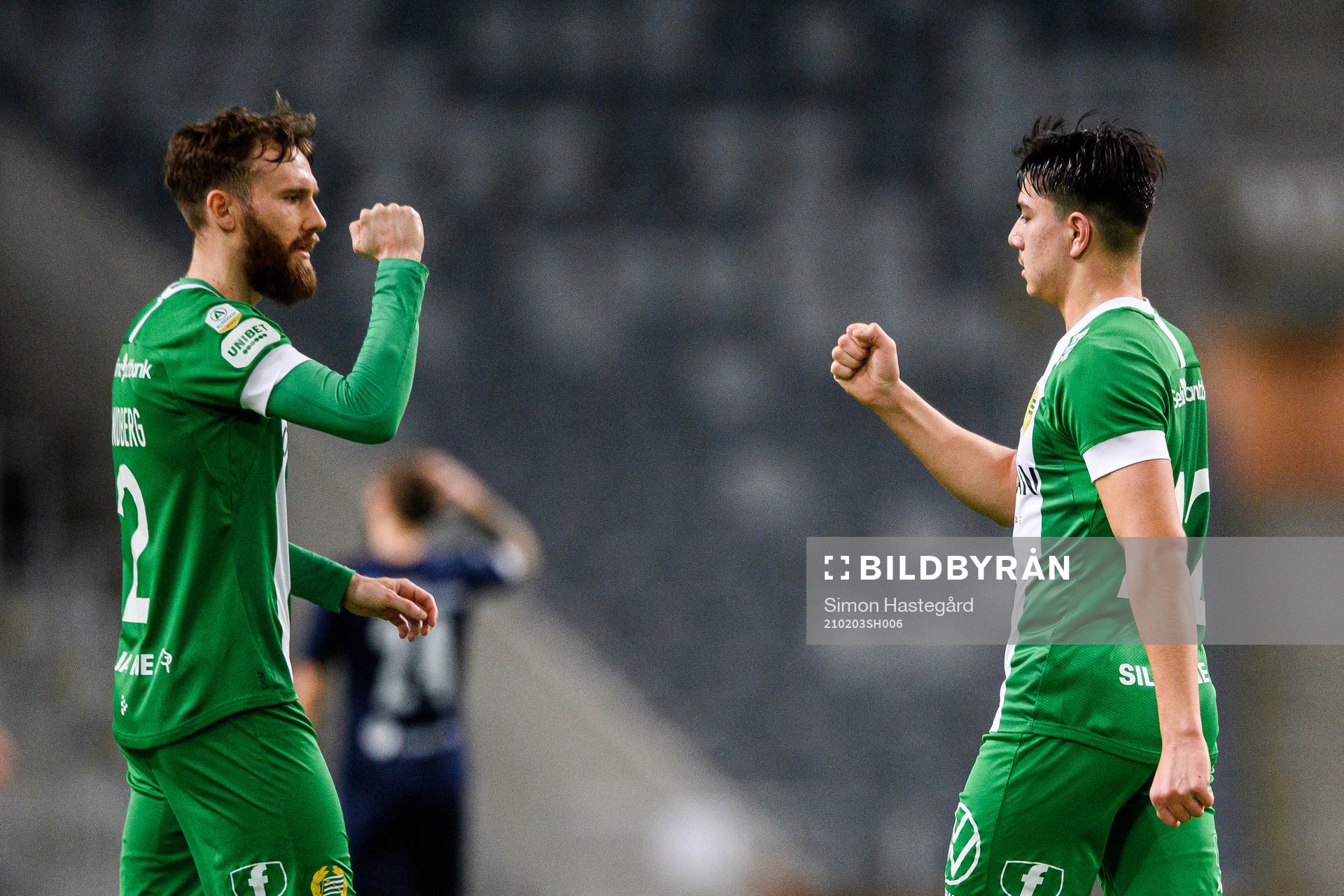 Hammarbys Simon Sandberg och Jusef Erabi jublar