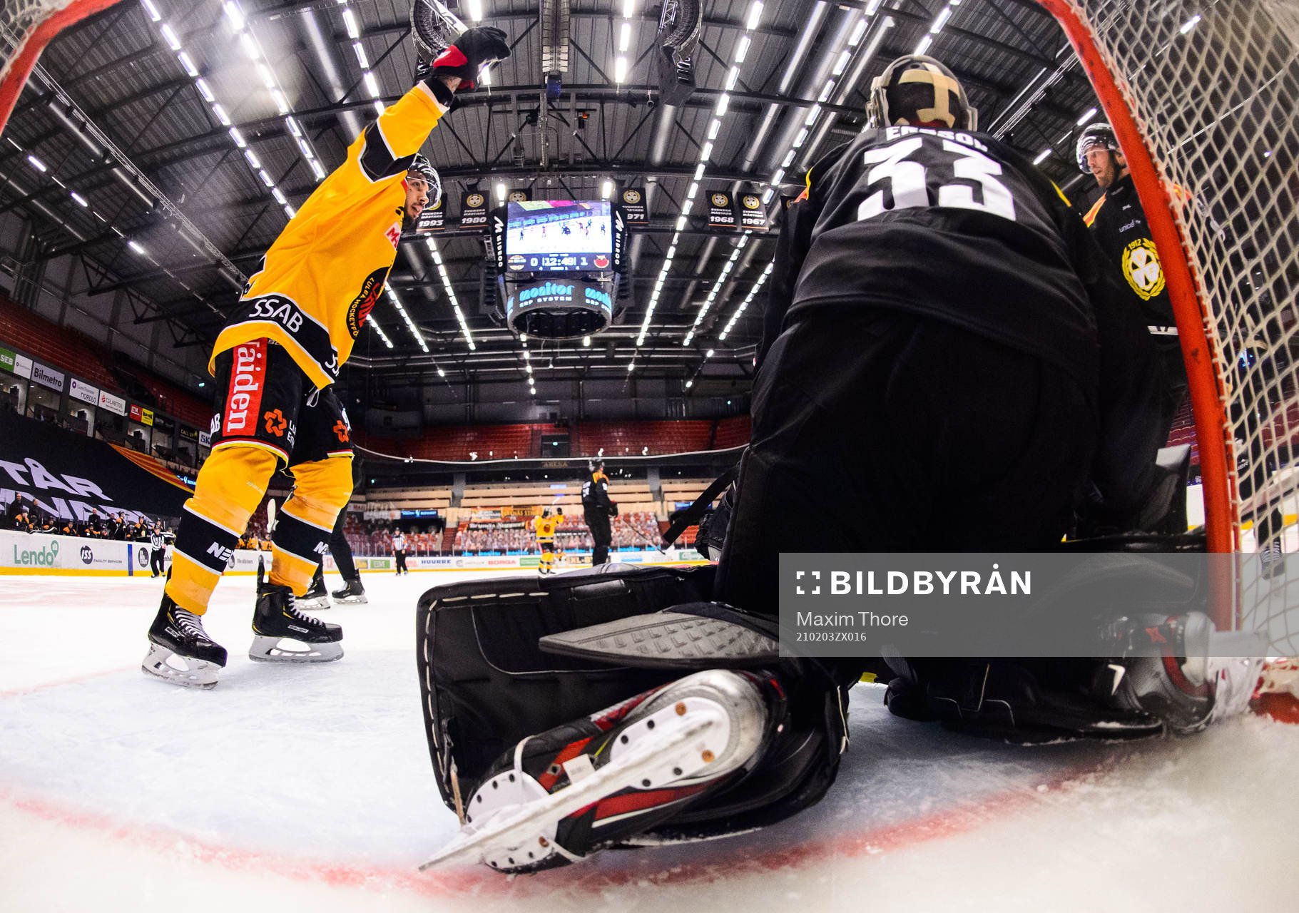 Luleås Chris Desousa jublar