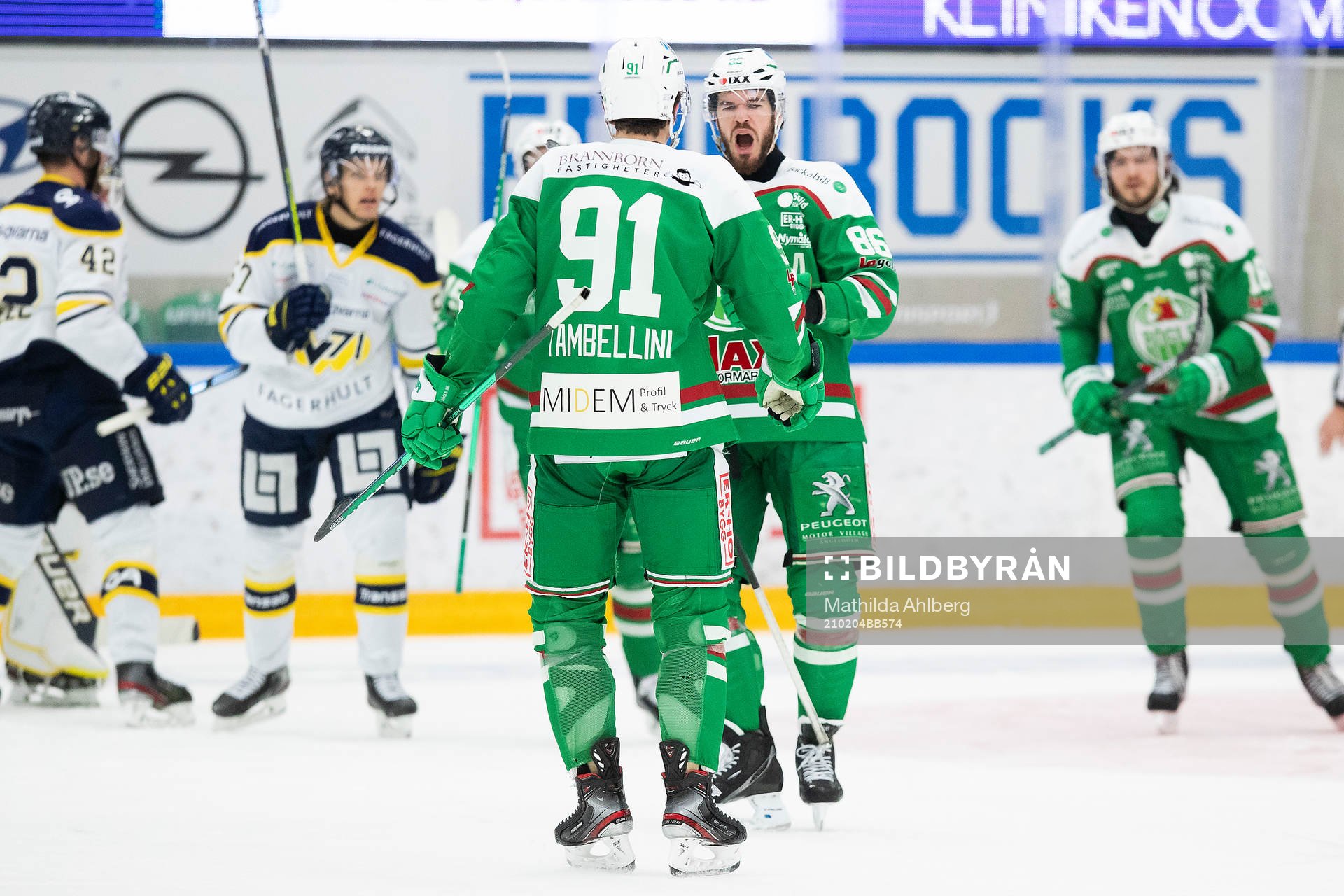 Rögles Eric Gelinas jublar