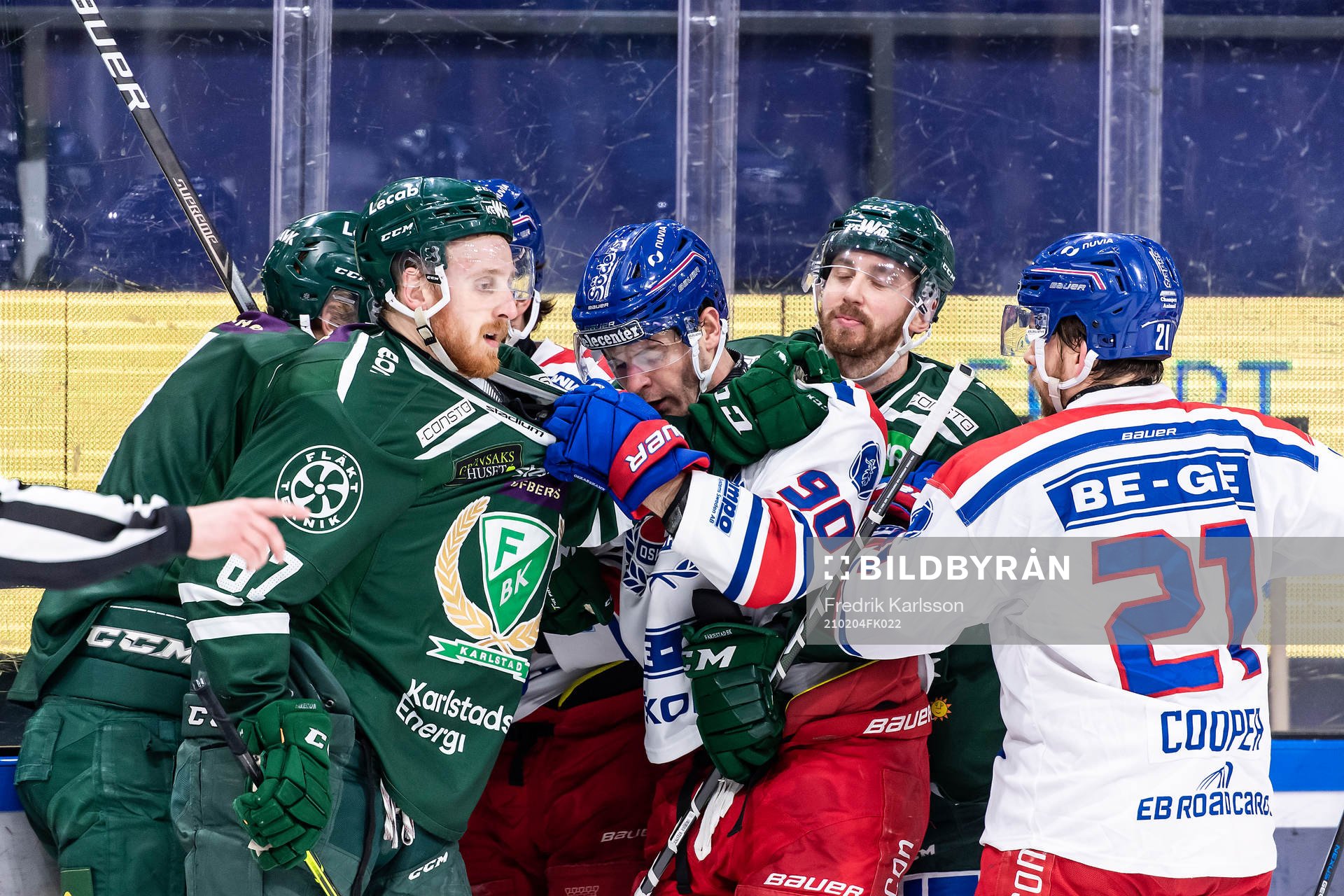 Färjestads Pontus Widerström och Oskarshamns Lance Bouma